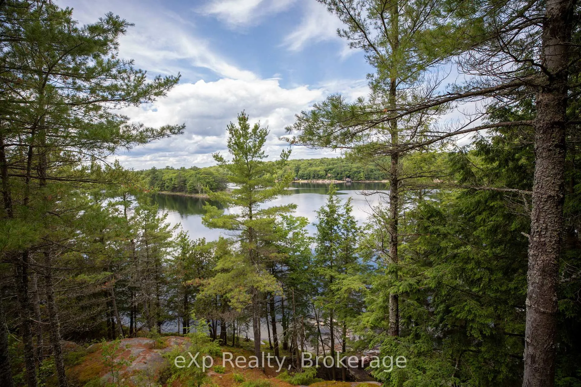 Photo 6 of 27 WA Loon Bay, Carling — HOMEH