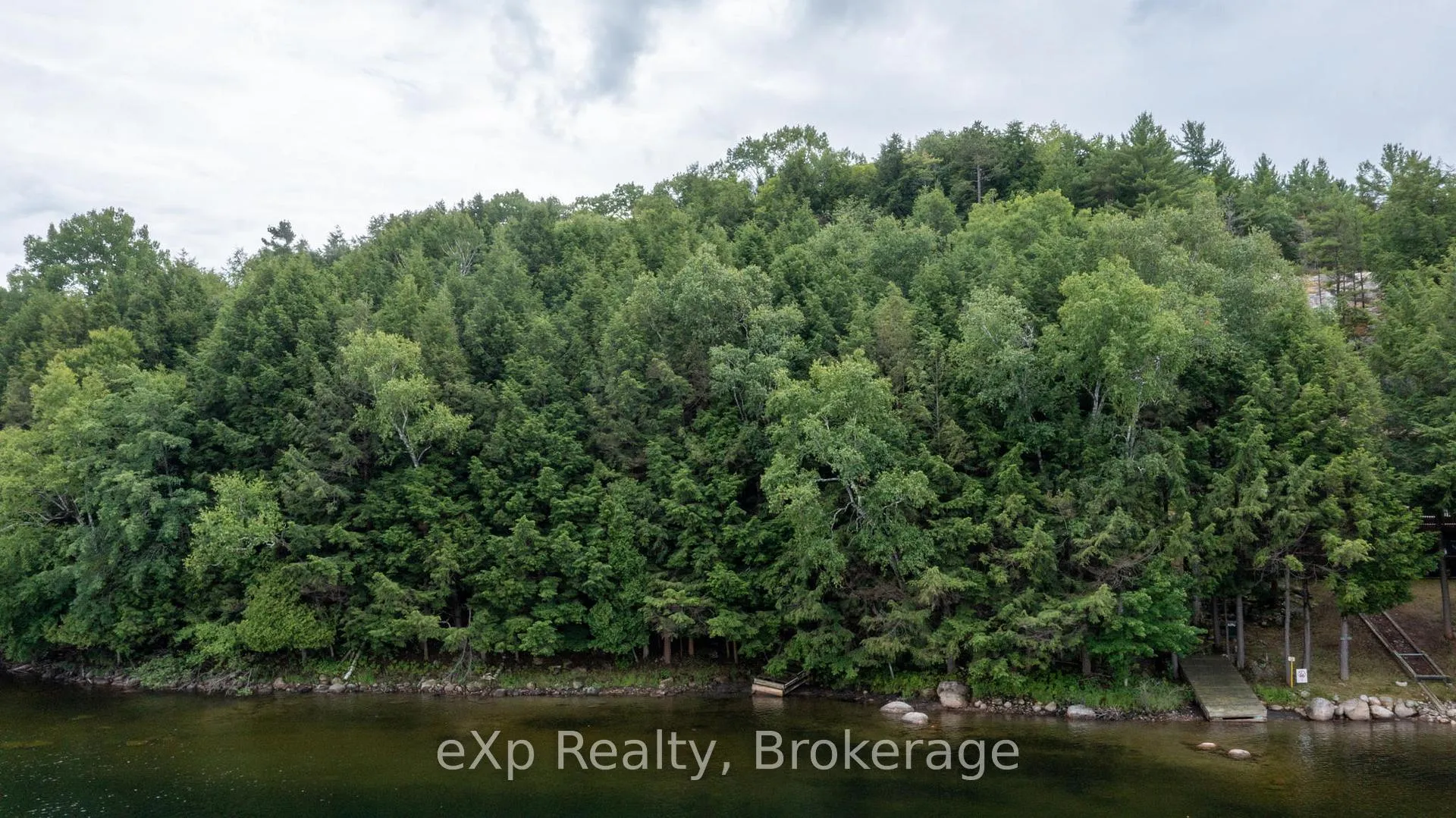 Photo 8 of 27 WA Loon Bay, Carling — HOMEH