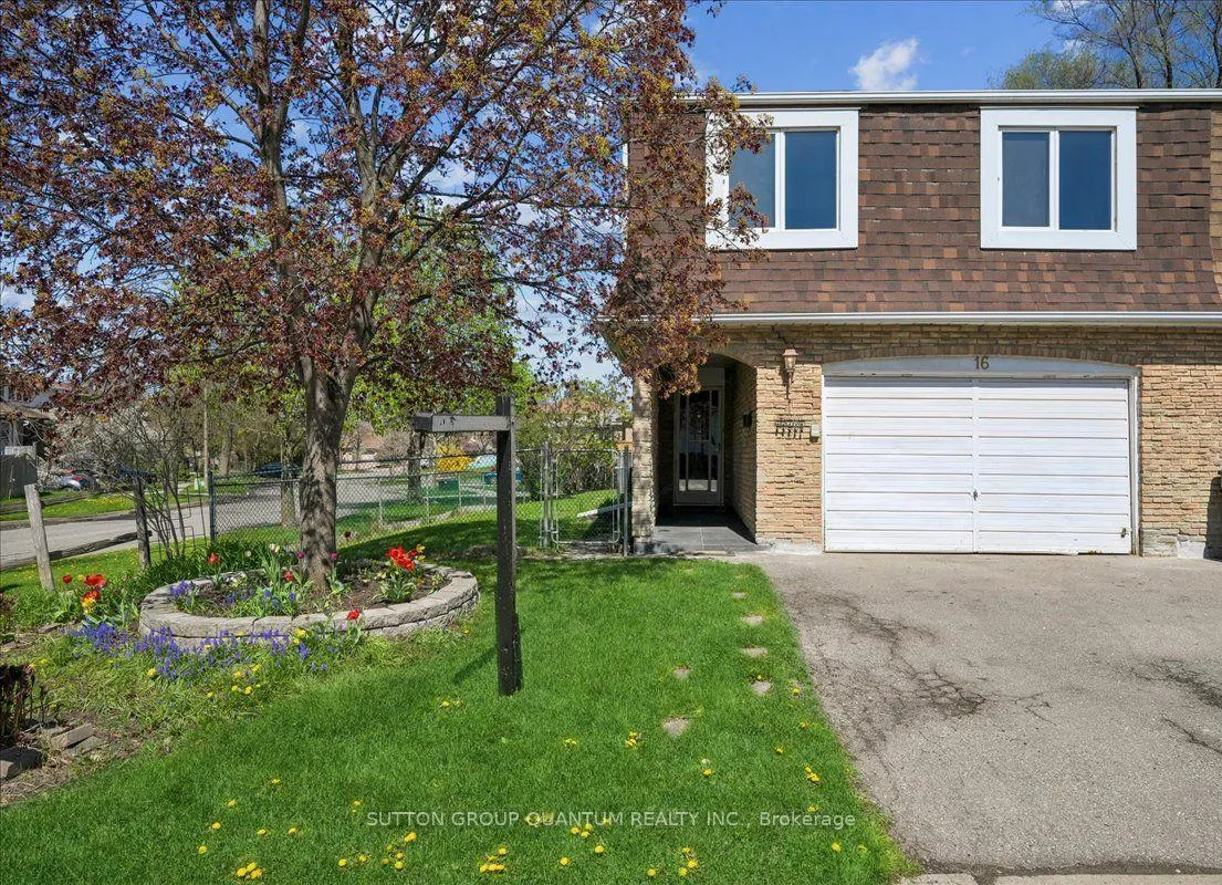Photo 23 of 16 Salisbury Circle, Brampton, Brampton North — HOMEH