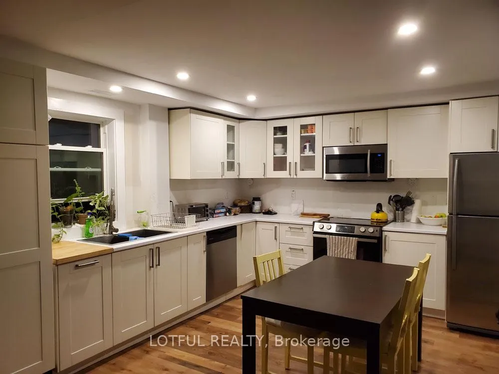 Photo 3 of Unit A, 336 Joffre-Belanger Way, Ottawa, Vanier — HOMEH