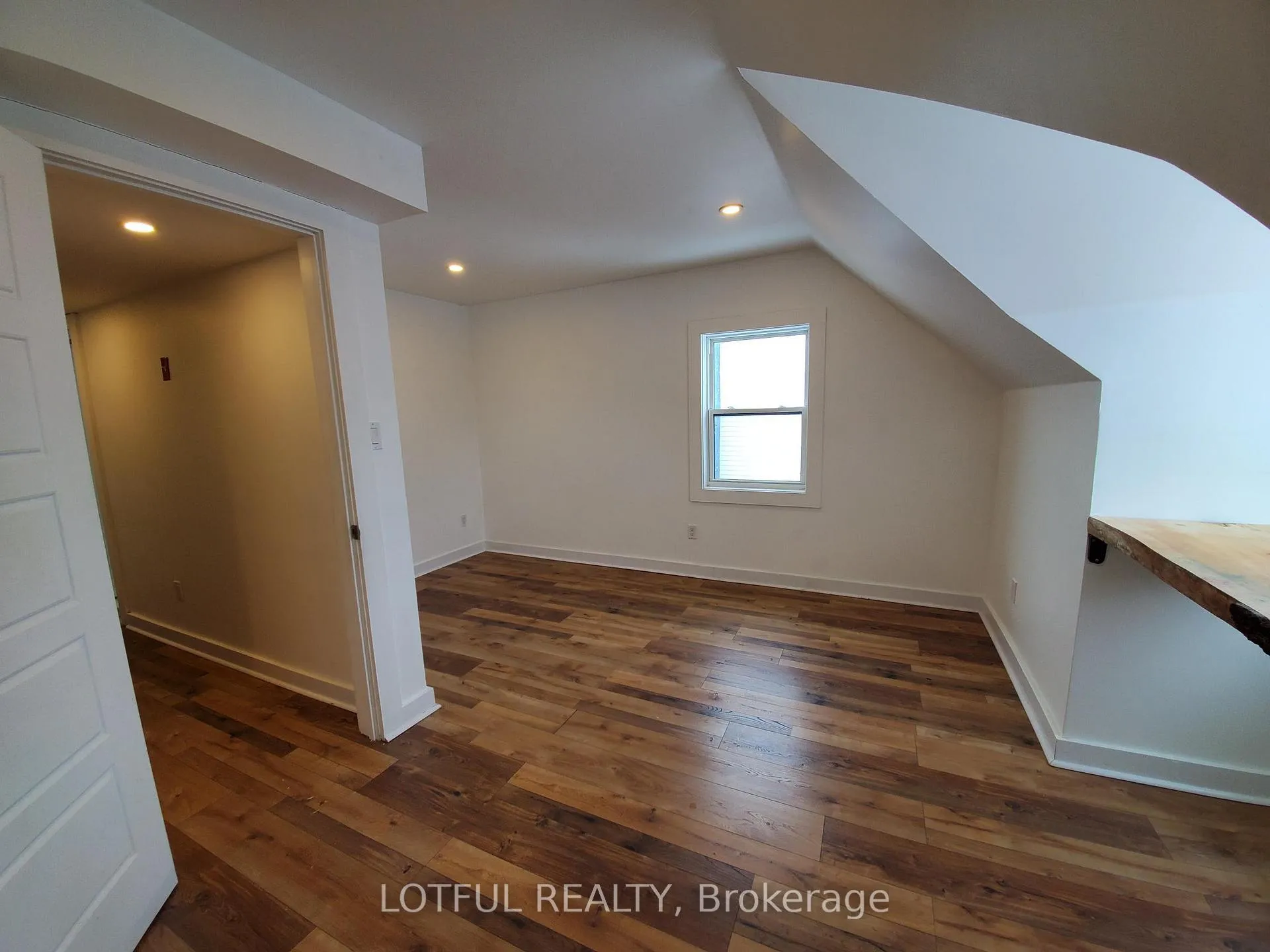 Photo 8 of Unit A, 336 Joffre-Belanger Way, Ottawa, Vanier — HOMEH