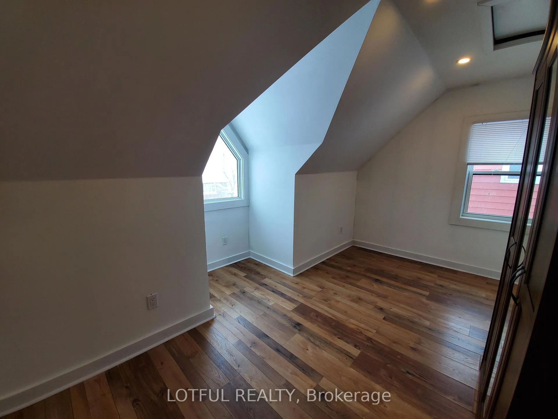 Photo 9 of Unit A, 336 Joffre-Belanger Way, Ottawa, Vanier — HOMEH