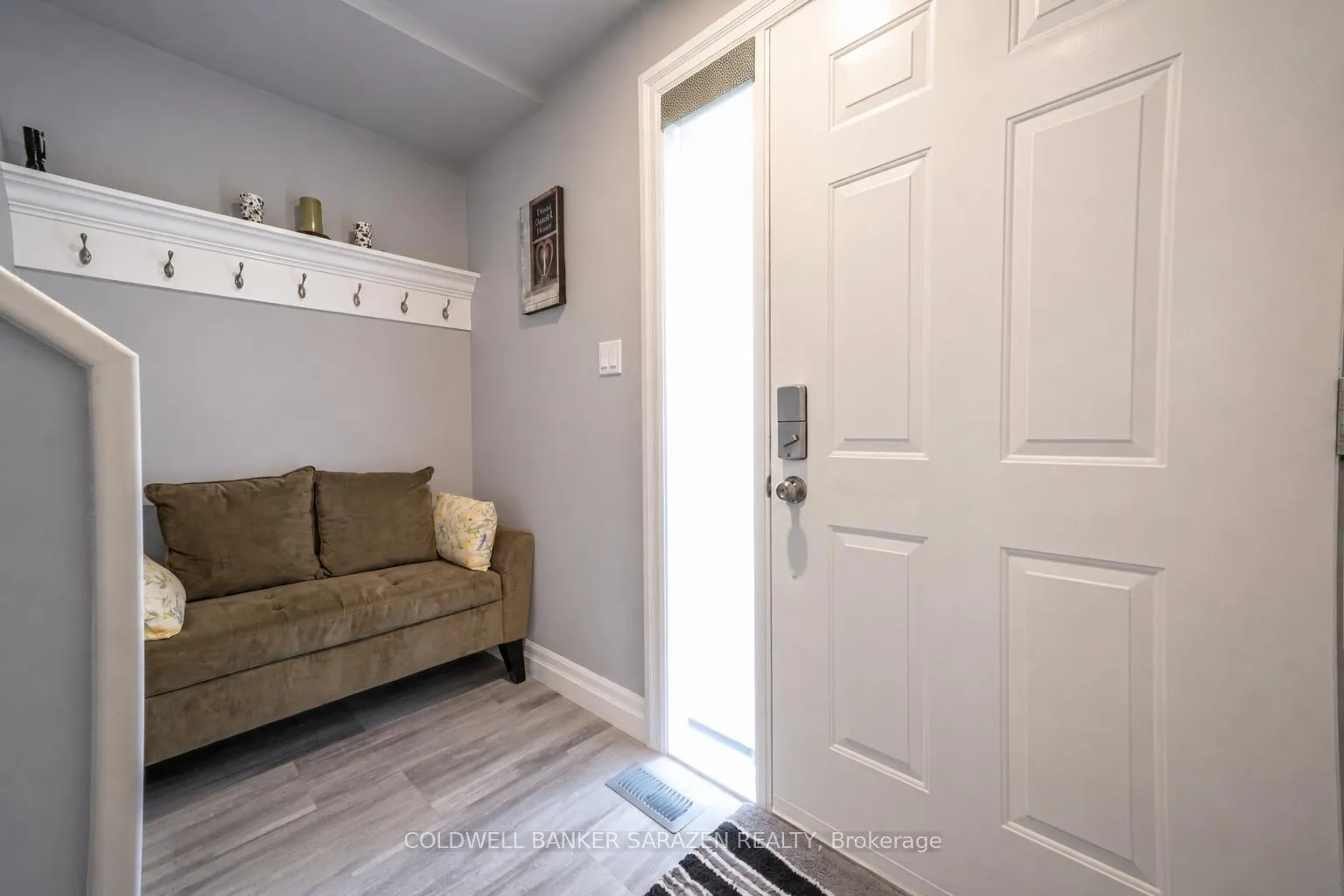 Photo 4 of 818 Eighth Street, Renfrew, Renfrew — HOMEH