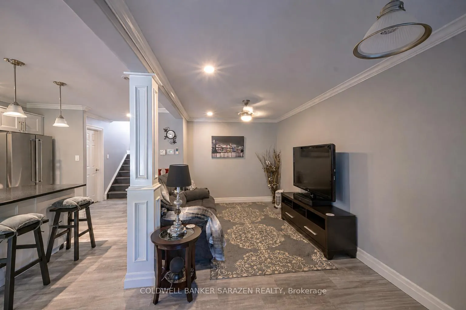 Photo 10 of 818 Eighth Street, Renfrew, Renfrew — HOMEH