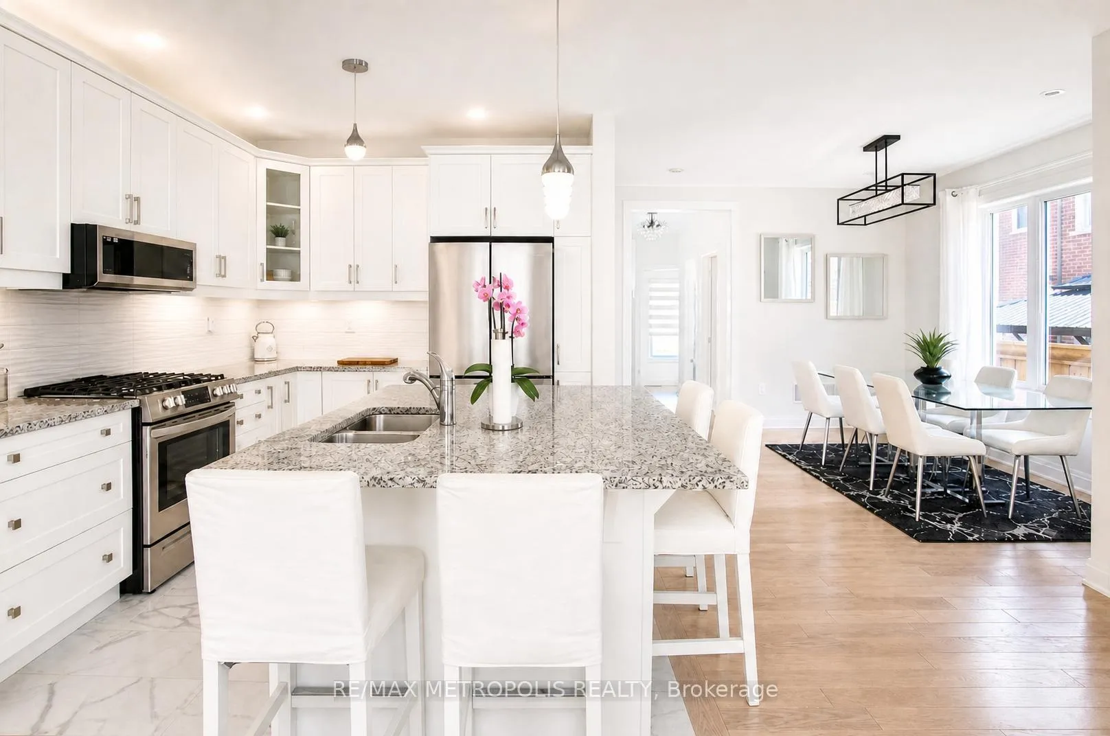 Photo 6 of 3100 Willowridge Path, Pickering, Rural Pickering — HOMEH