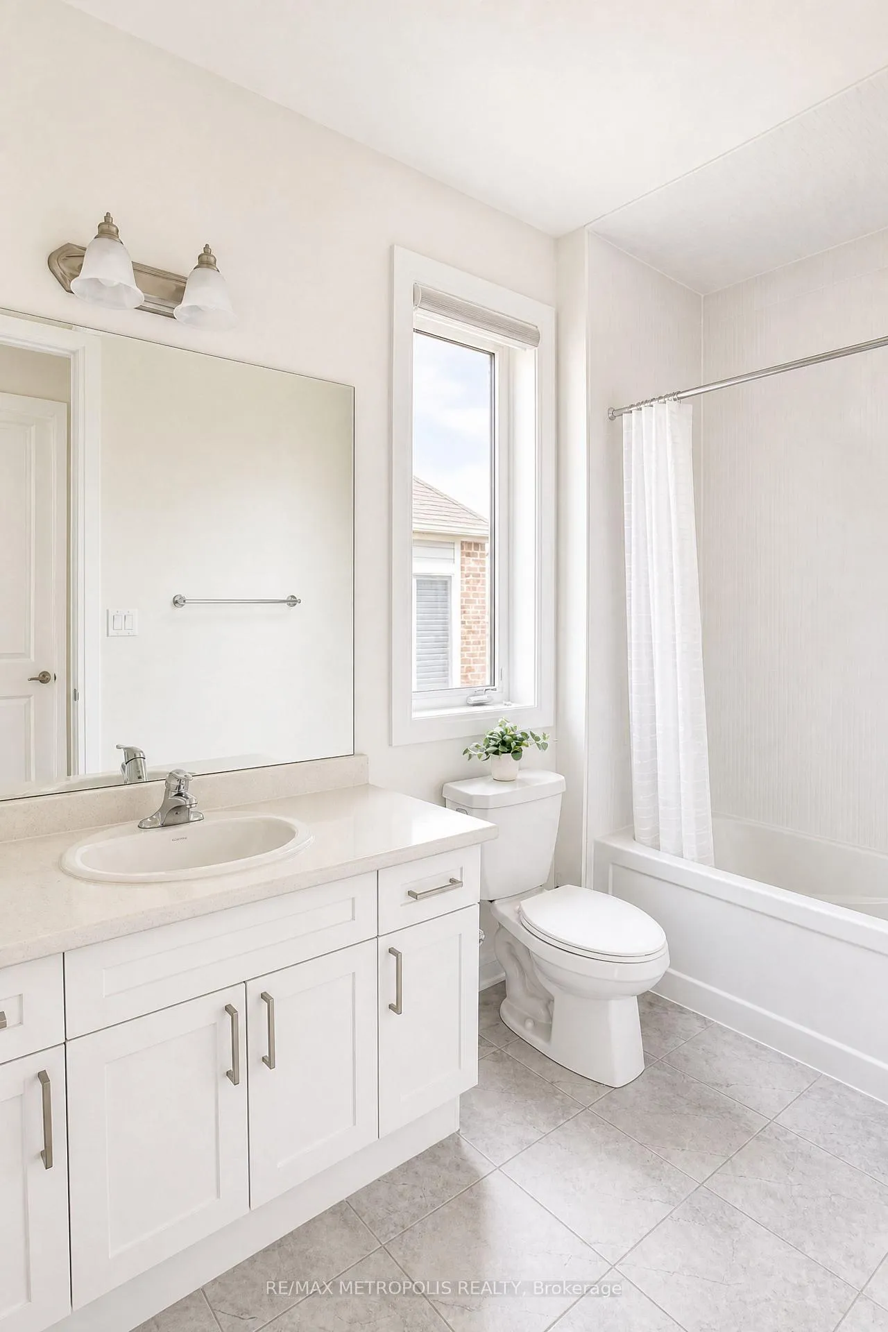 Photo 23 of 3100 Willowridge Path, Pickering, Rural Pickering — HOMEH