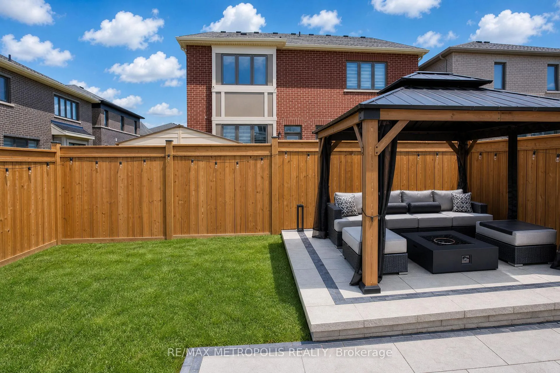 Photo 26 of 3100 Willowridge Path, Pickering, Rural Pickering — HOMEH