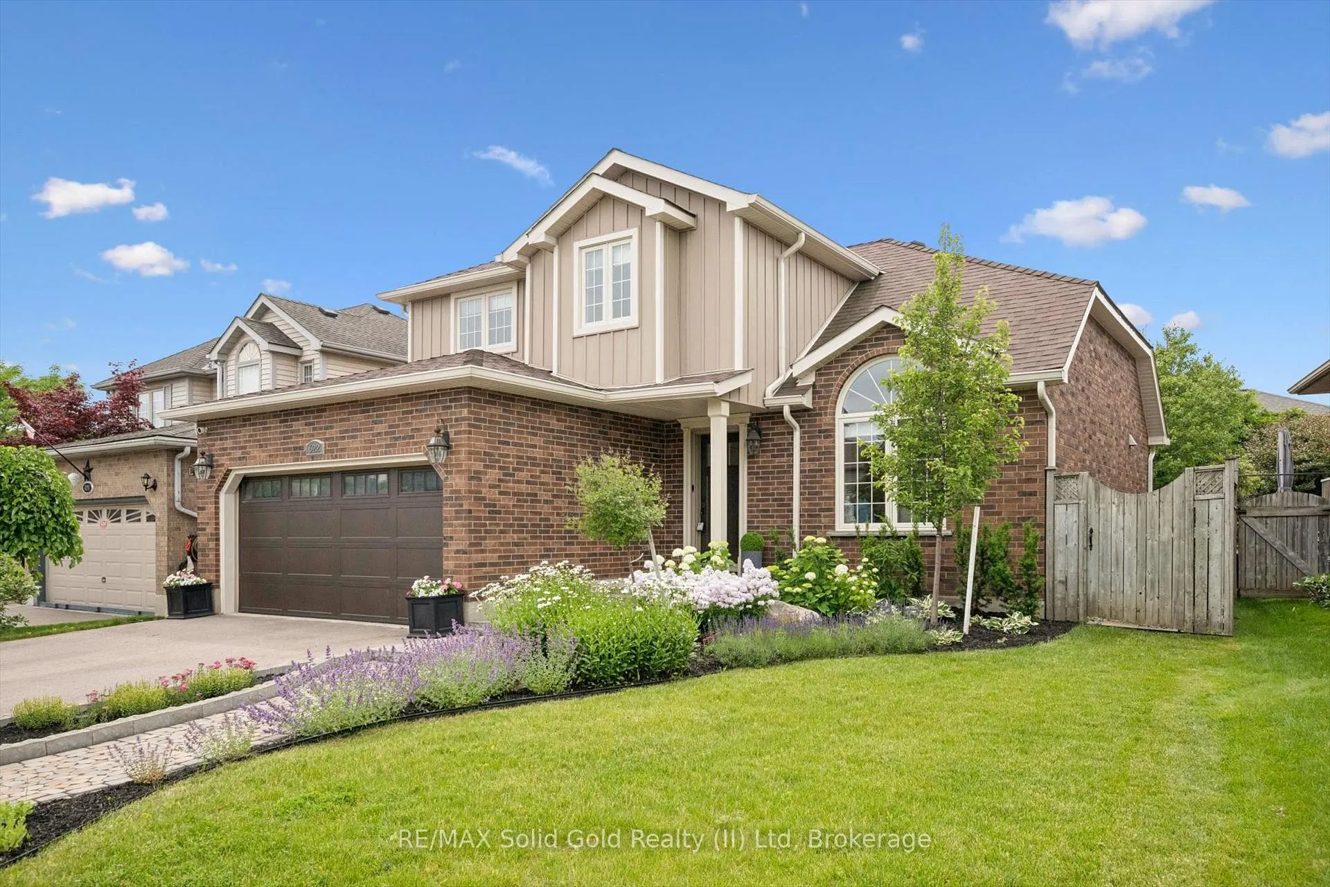 Photo 2 of 622 Westfield Drive, Waterloo — HOMEH