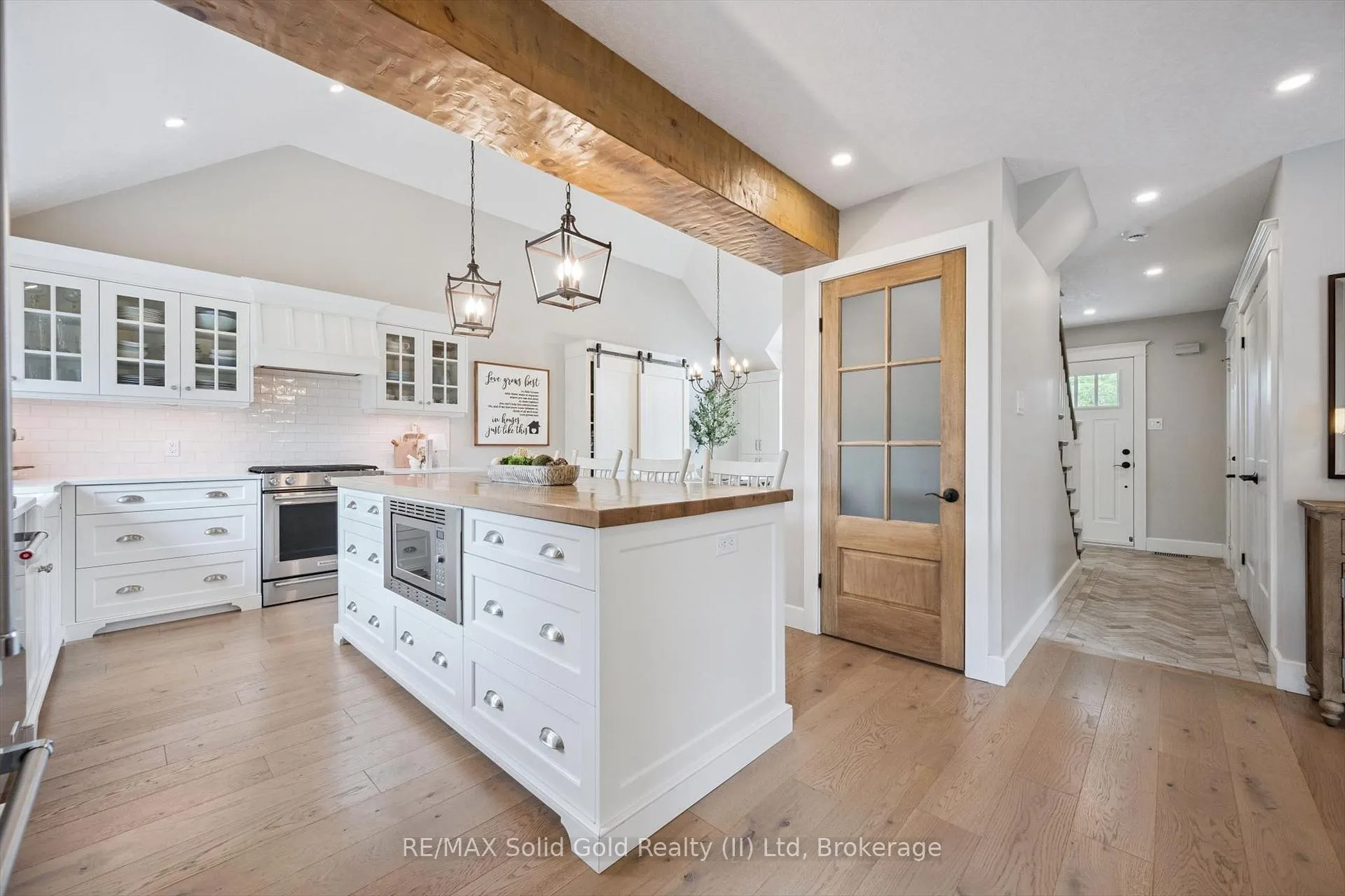 Photo 13 of 622 Westfield Drive, Waterloo — HOMEH