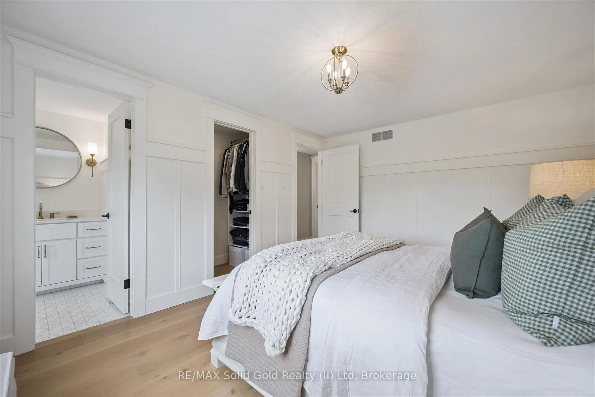 Photo 20 of 622 Westfield Drive, Waterloo — HOMEH