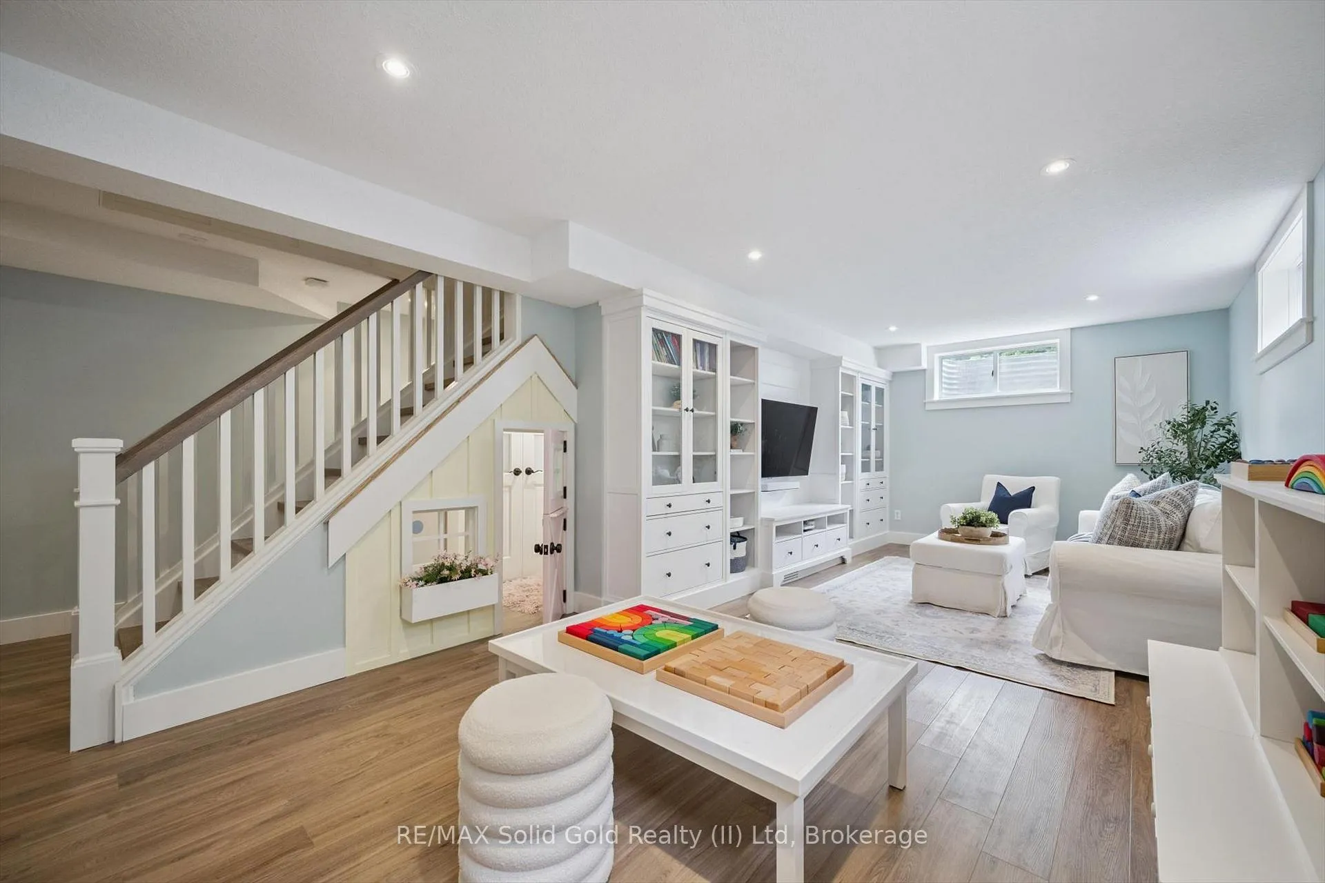 Photo 28 of 622 Westfield Drive, Waterloo — HOMEH