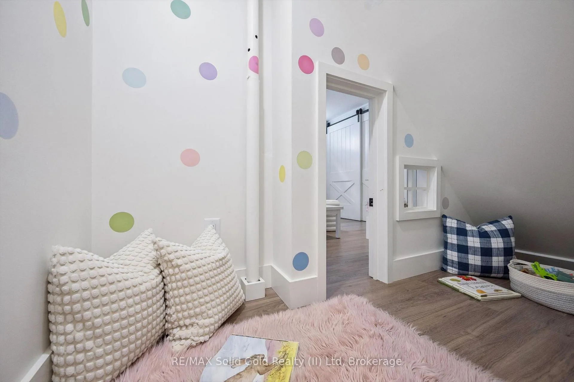 Photo 30 of 622 Westfield Drive, Waterloo — HOMEH