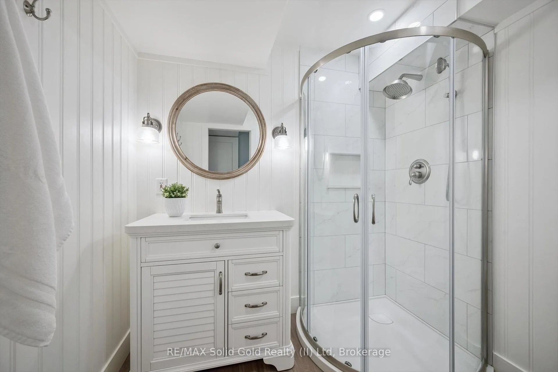 Photo 34 of 622 Westfield Drive, Waterloo — HOMEH