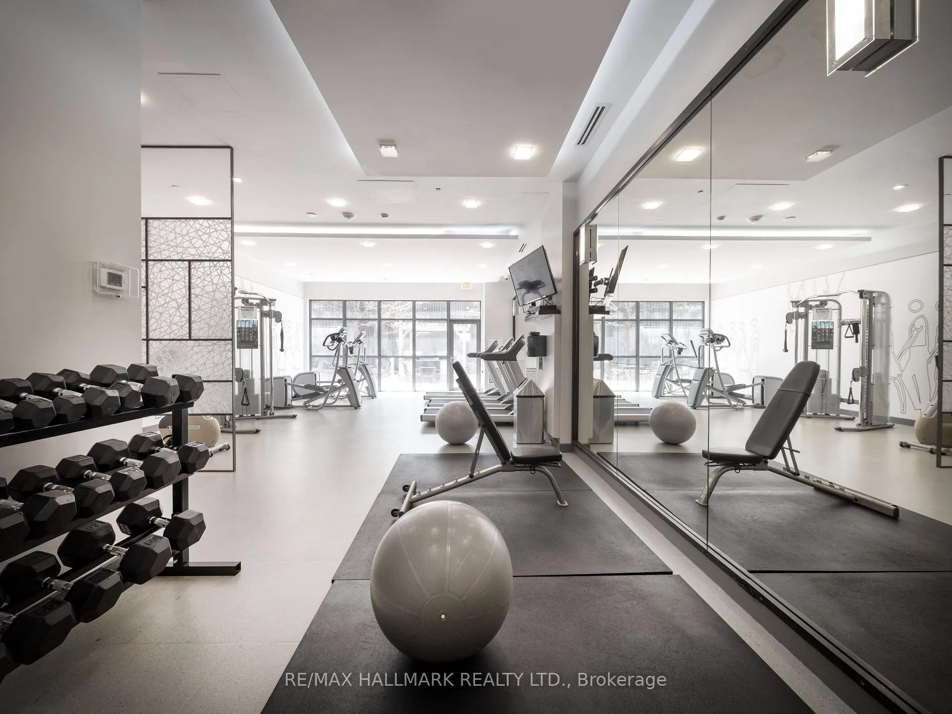 Photo 9 of Unit 1007, 132 Berkeley Street, Toronto, Moss Park — HOMEH