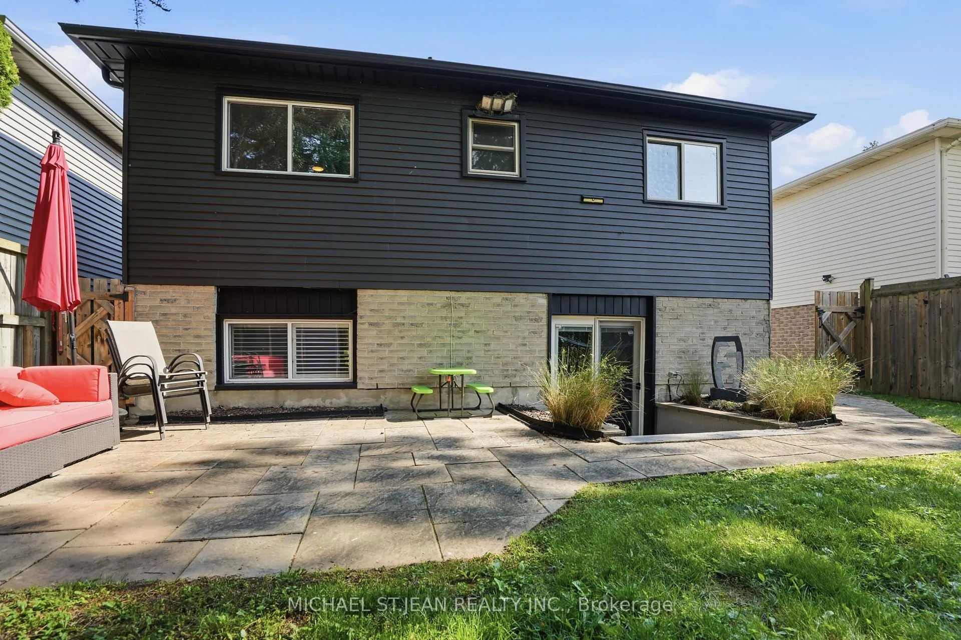Photo 48 of 45 Sandra Crescent, Grimsby, Grimsby East — HOMEH
