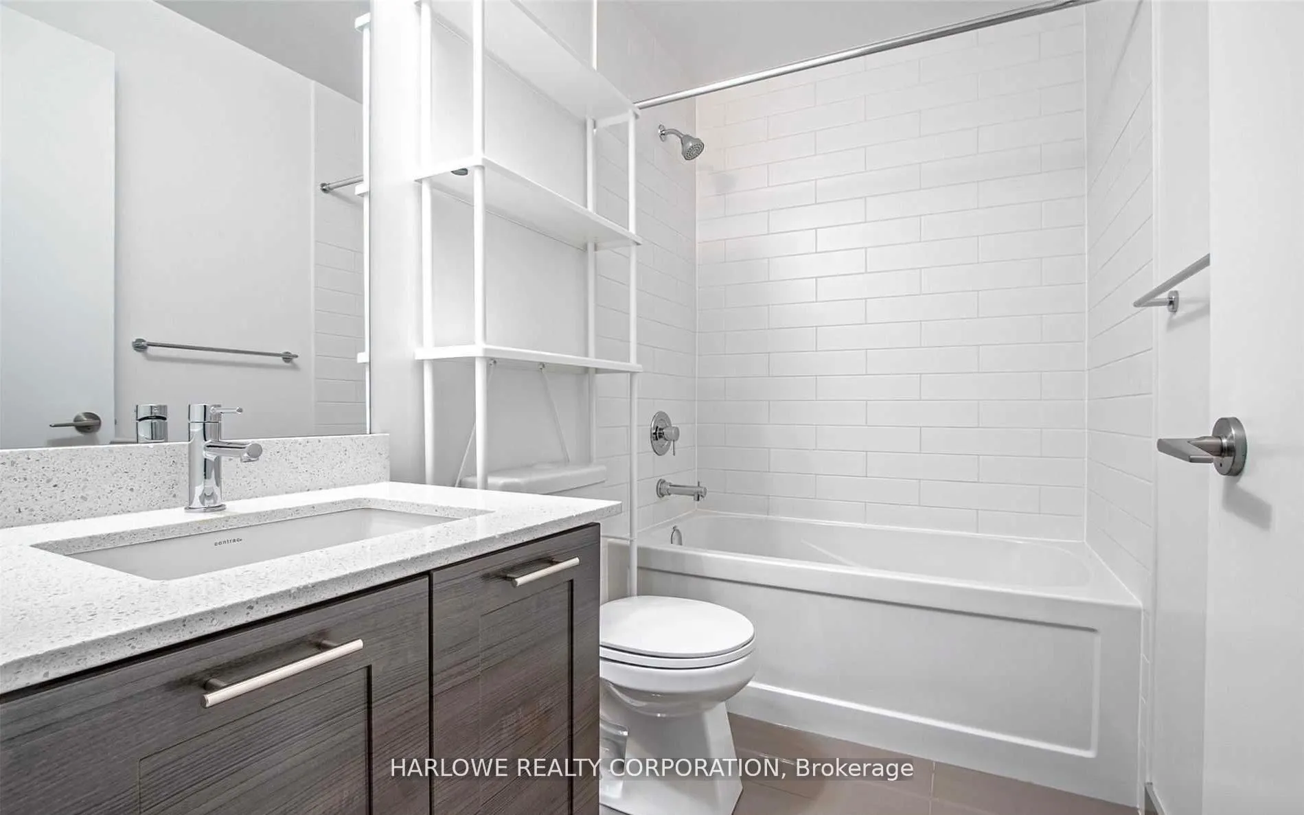 Photo 6 of Unit 708, 50 Bruyeres Mews, Toronto, Waterfront Communities — HOMEH