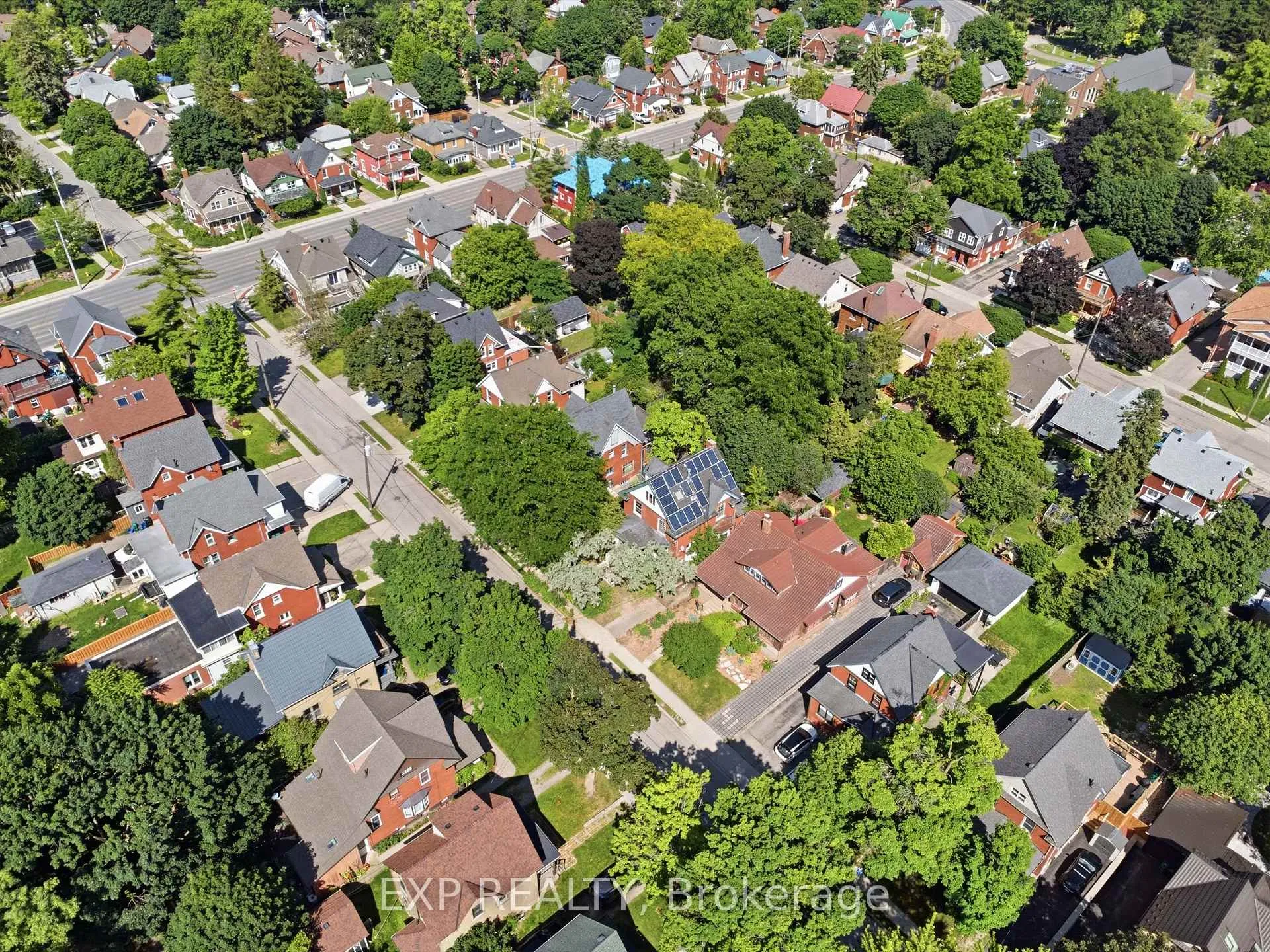 Photo 12 of 45 Pandora Avenue N, Kitchener, King East — HOMEH