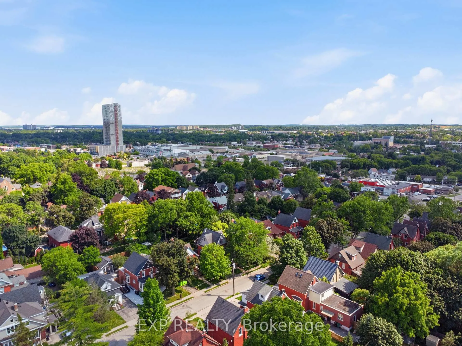 Photo 18 of 45 Pandora Avenue N, Kitchener, King East — HOMEH