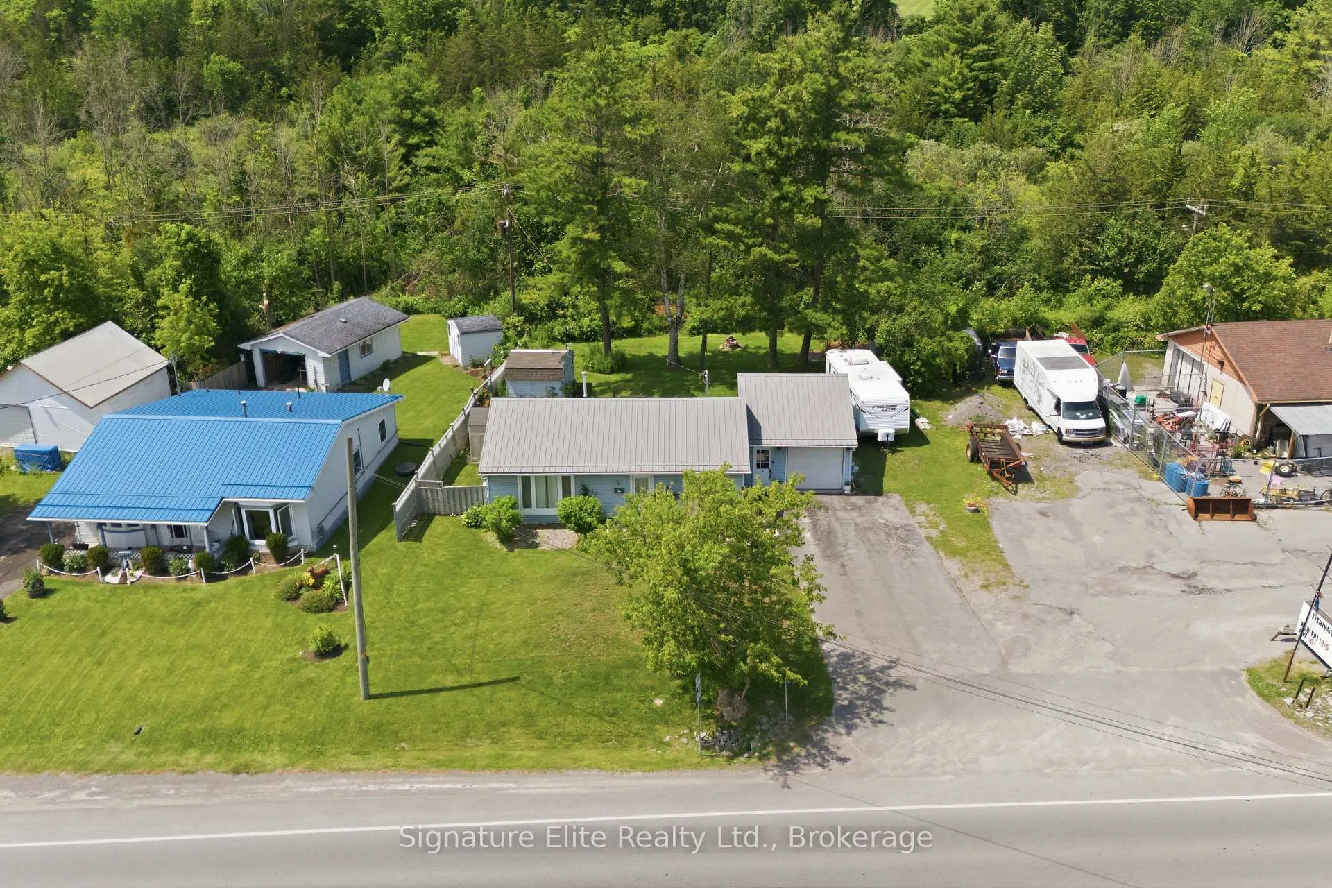 Photo 43 of 74 Highway 33, Quinte West, Murray Ward — HOMEH