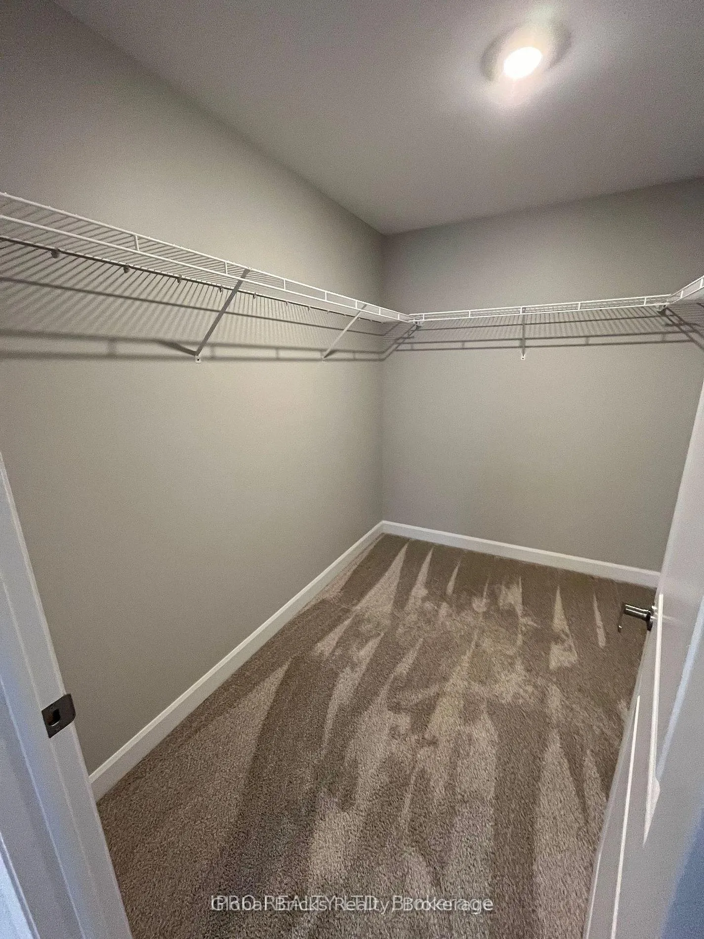 Photo 8 of 231 Manning Drive, Chatham-Kent — HOMEH