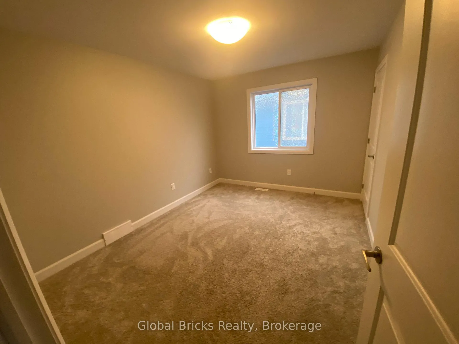 Photo 11 of 231 Manning Drive, Chatham-Kent — HOMEH