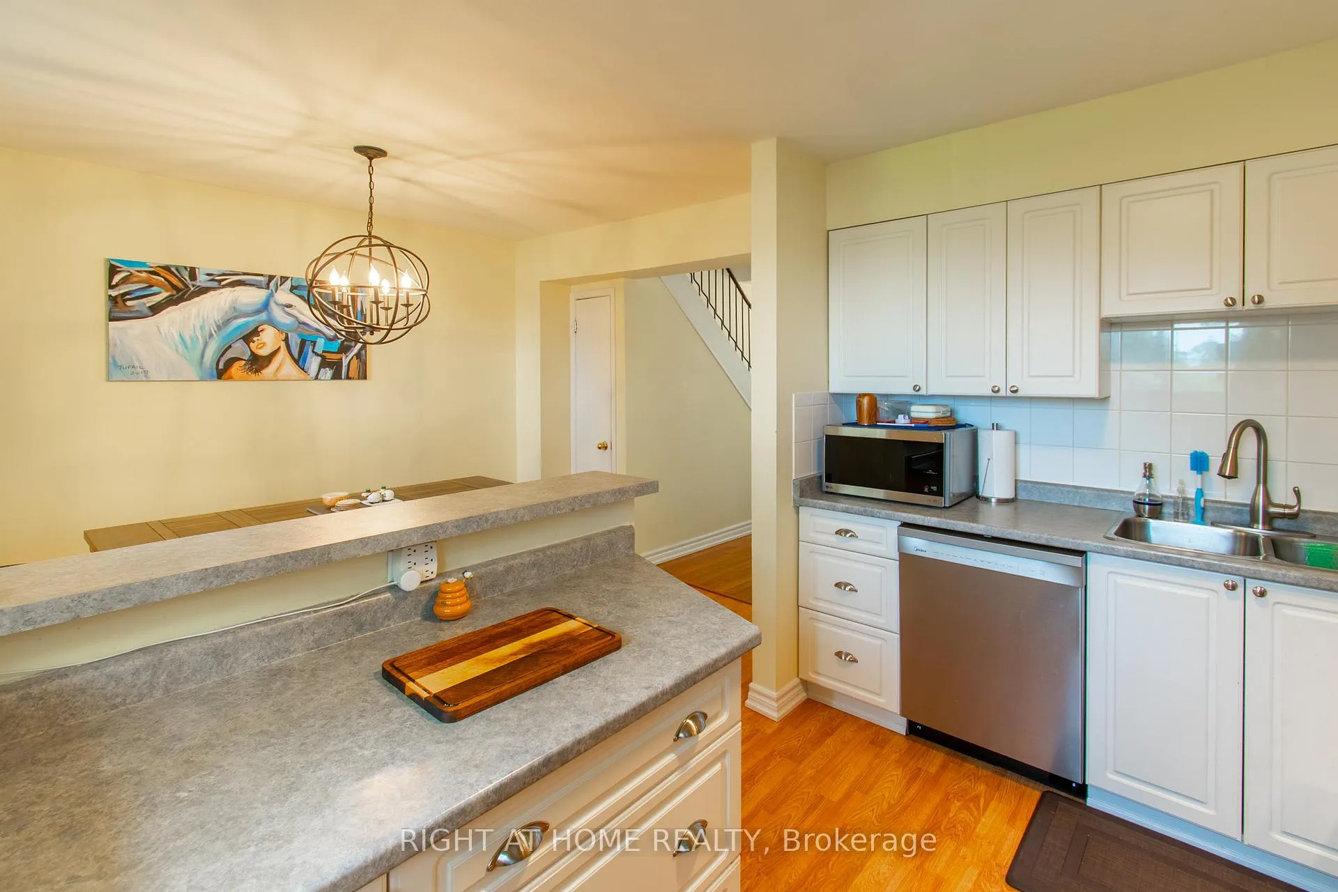 Photo 10 of Unit B12, 63 Ferris Lane, Barrie, Bayfield — HOMEH