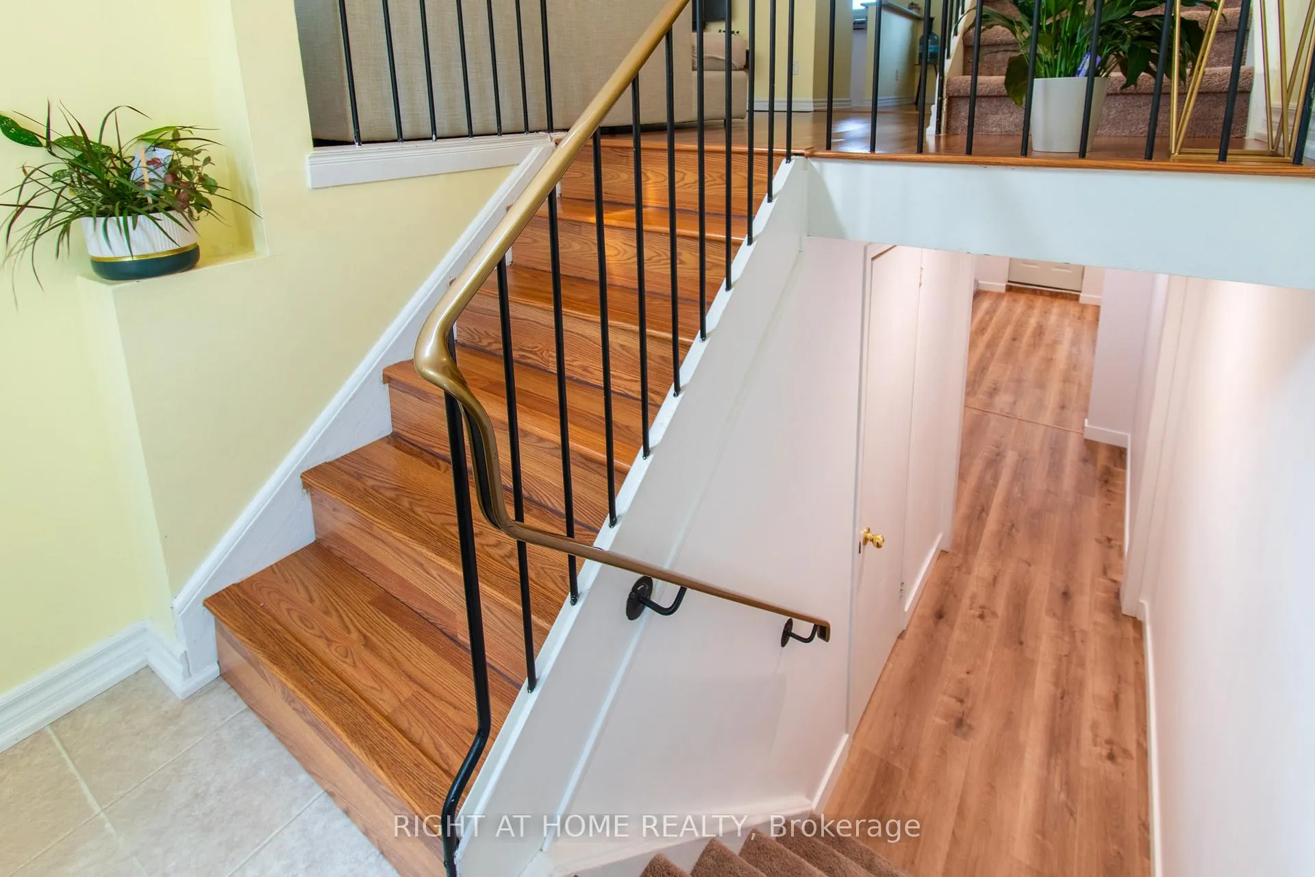Photo 20 of Unit B12, 63 Ferris Lane, Barrie, Bayfield — HOMEH