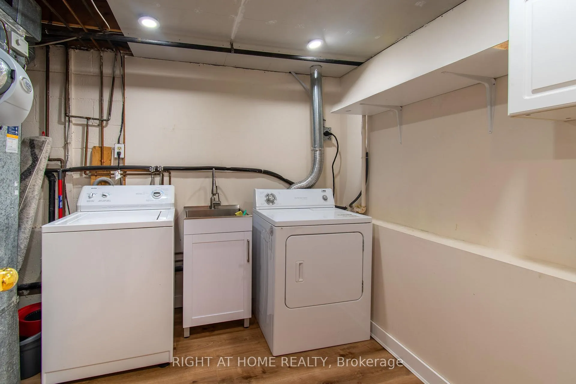 Photo 26 of Unit B12, 63 Ferris Lane, Barrie, Bayfield — HOMEH
