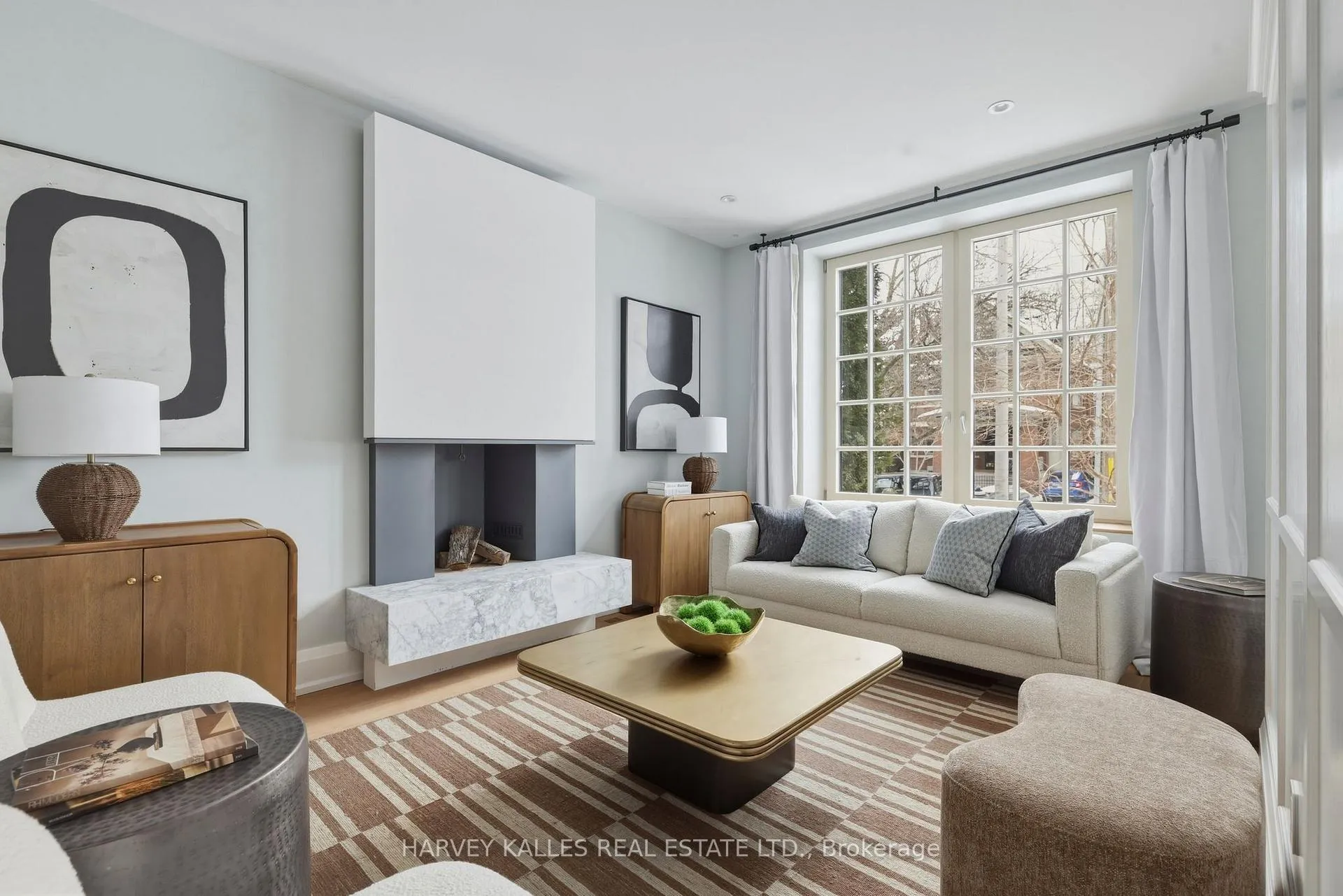 Photo 4 of 94 B Admiral Road, Toronto, The Annex — HOMEH