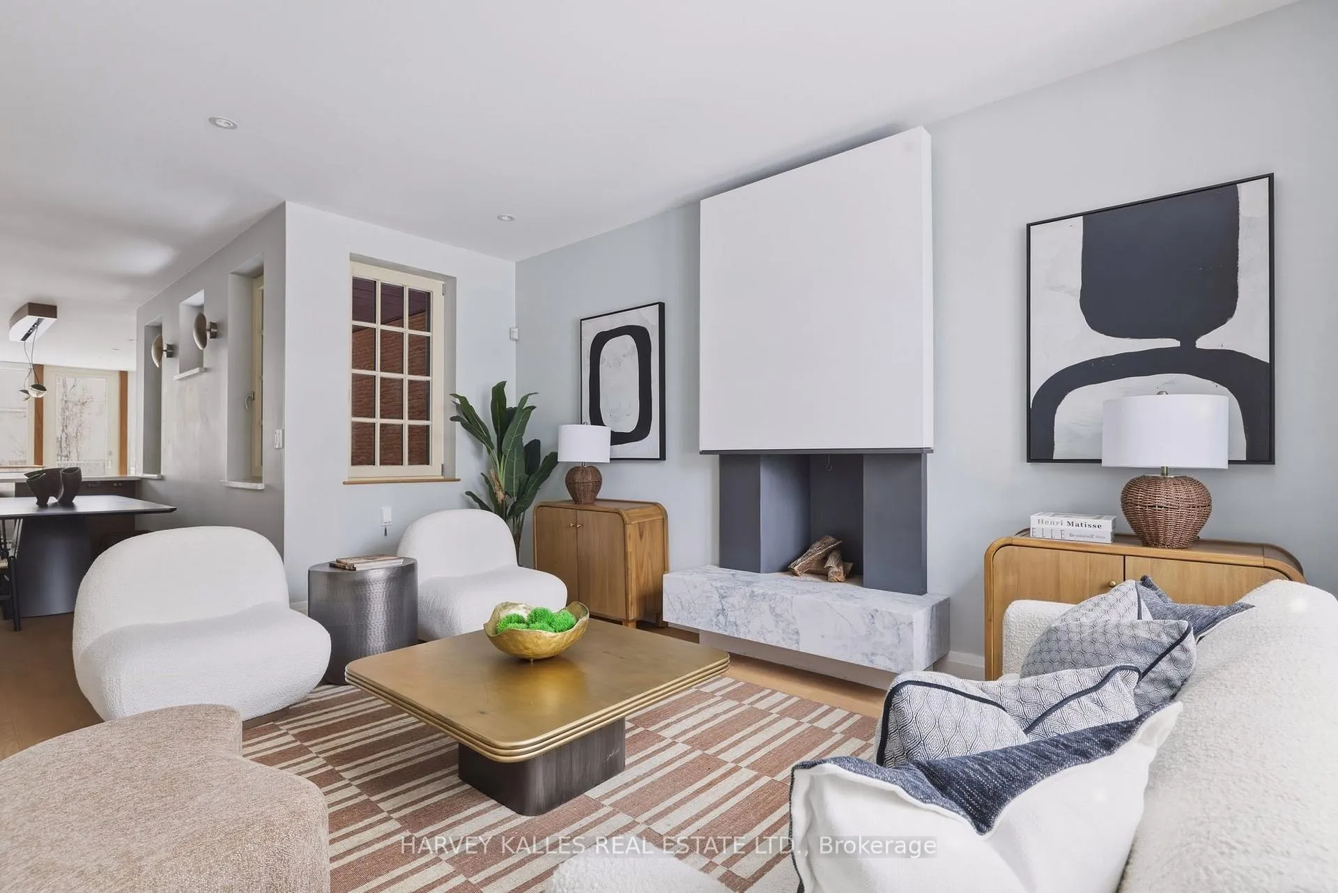 Photo 5 of 94 B Admiral Road, Toronto, The Annex — HOMEH
