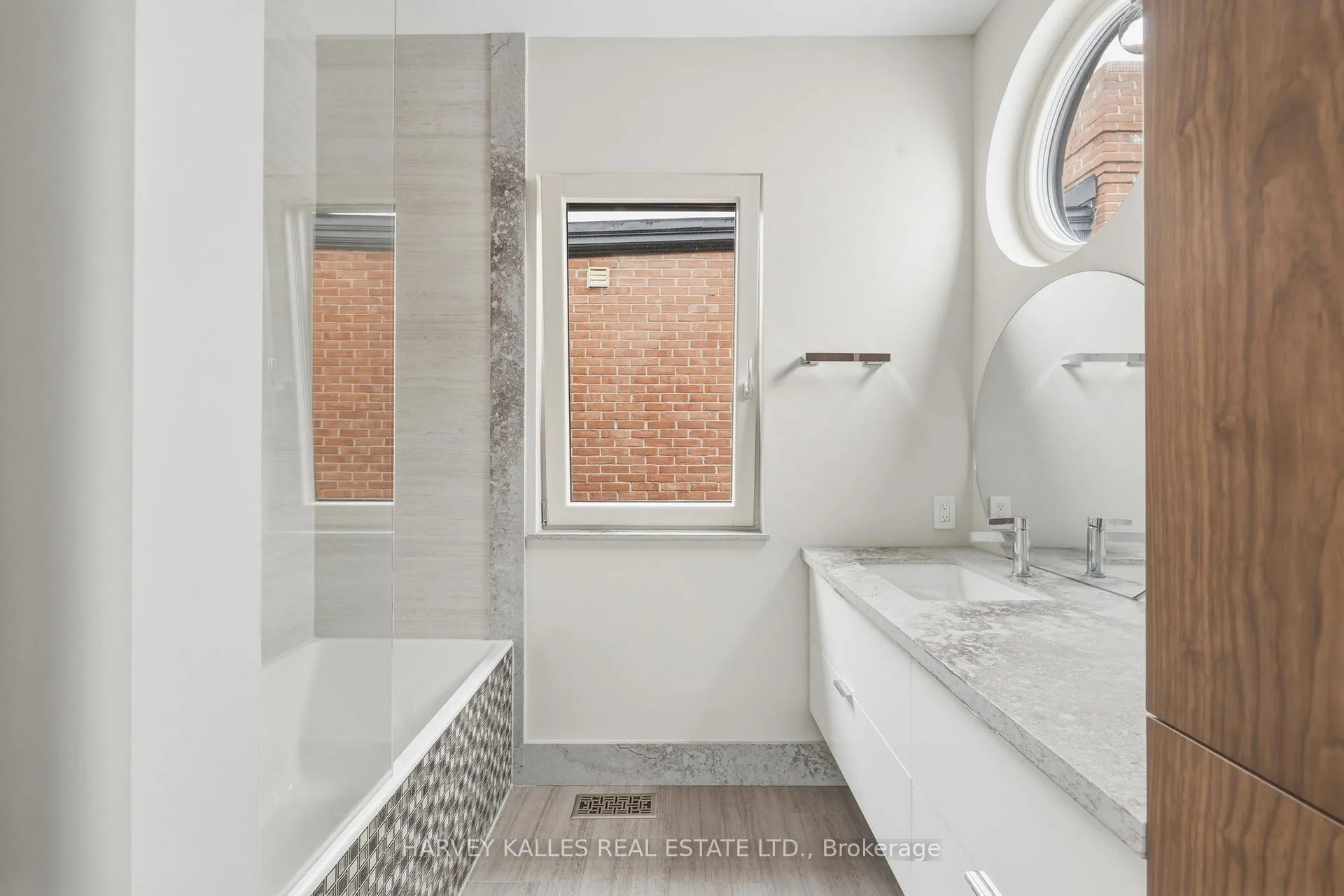 Photo 31 of 94 B Admiral Road, Toronto, The Annex — HOMEH