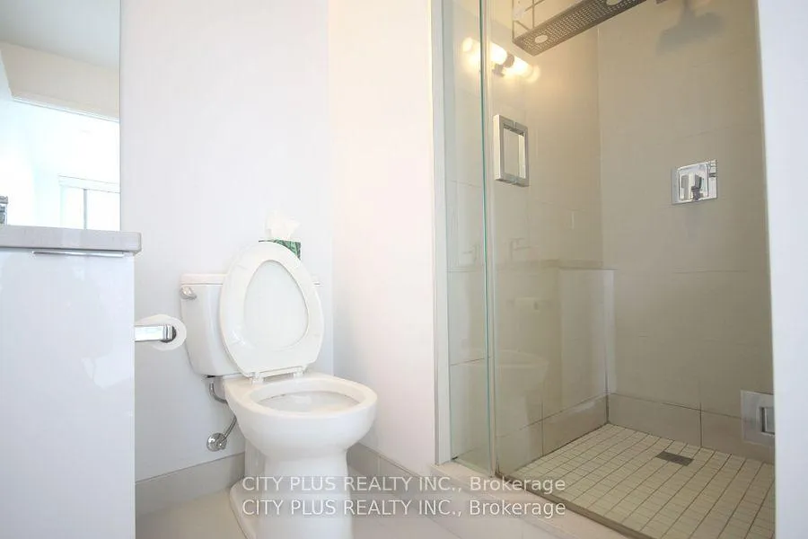 Photo 1 of Unit 3201, 8 Eglinton Avenue E, Toronto, Mount Pleasant West — HOMEH