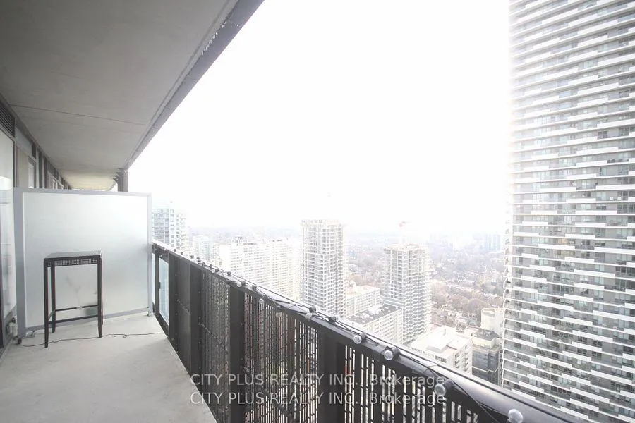 Photo 8 of Unit 3201, 8 Eglinton Avenue E, Toronto, Mount Pleasant West — HOMEH