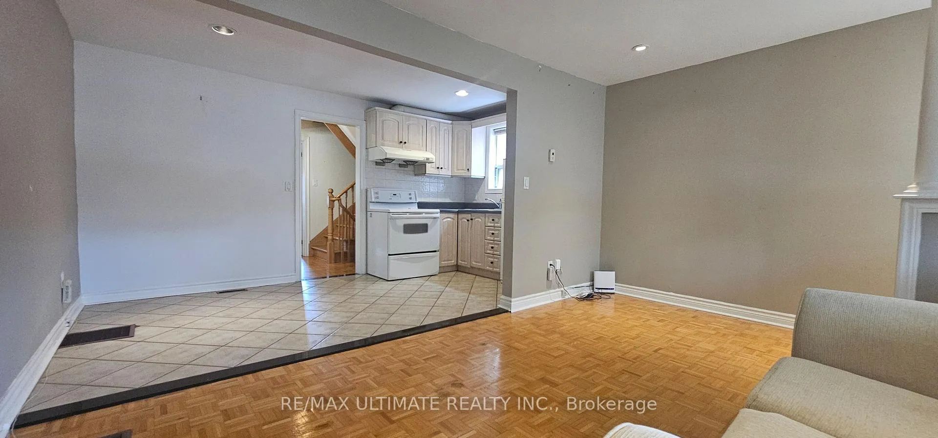 Photo 2 of 217 Ennerdale Road, Toronto, Caledonia-Fairbank — HOMEH