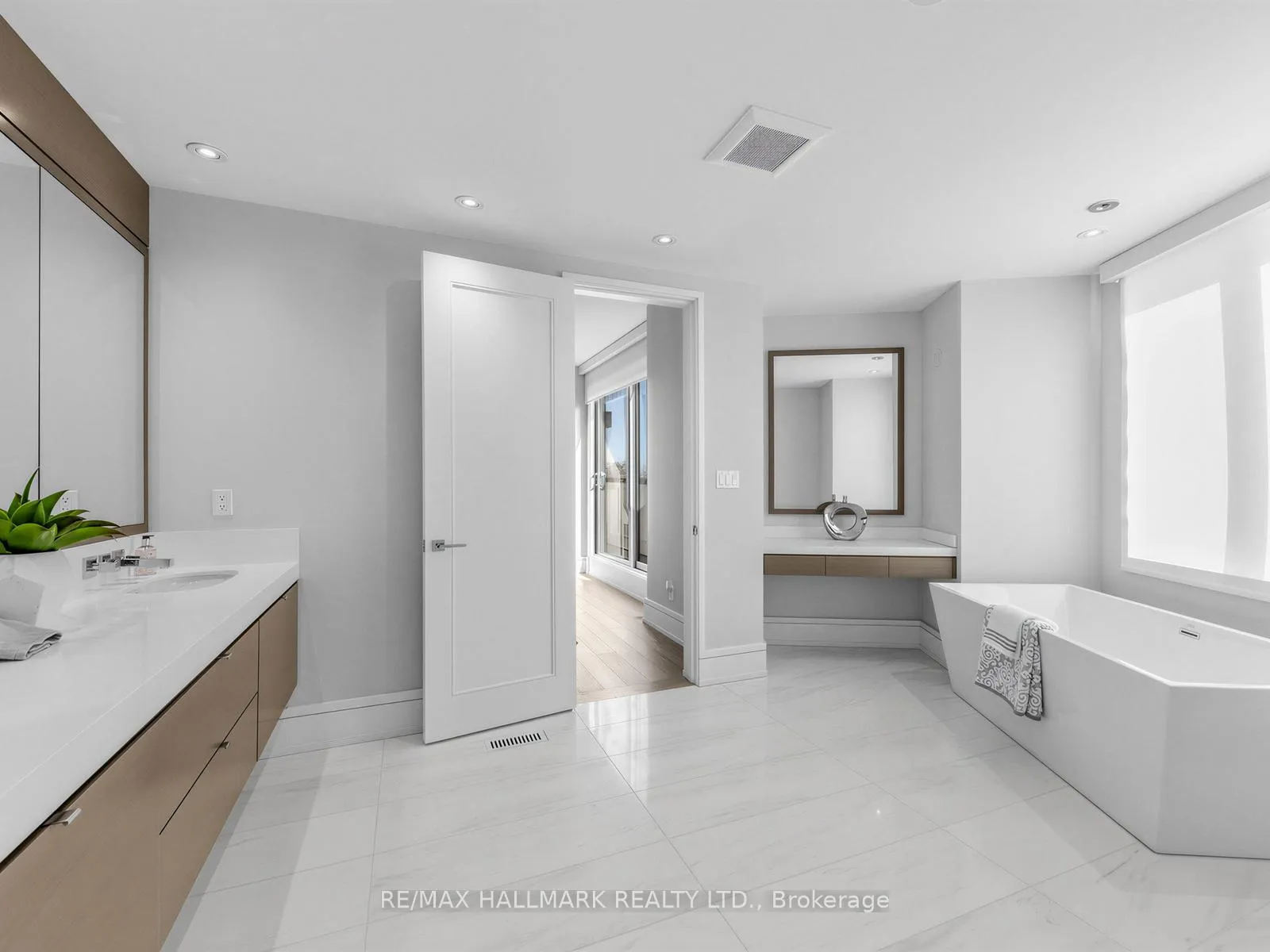 Photo 29 of 1 Thurloe Avenue, Toronto, Mount Pleasant West — HOMEH
