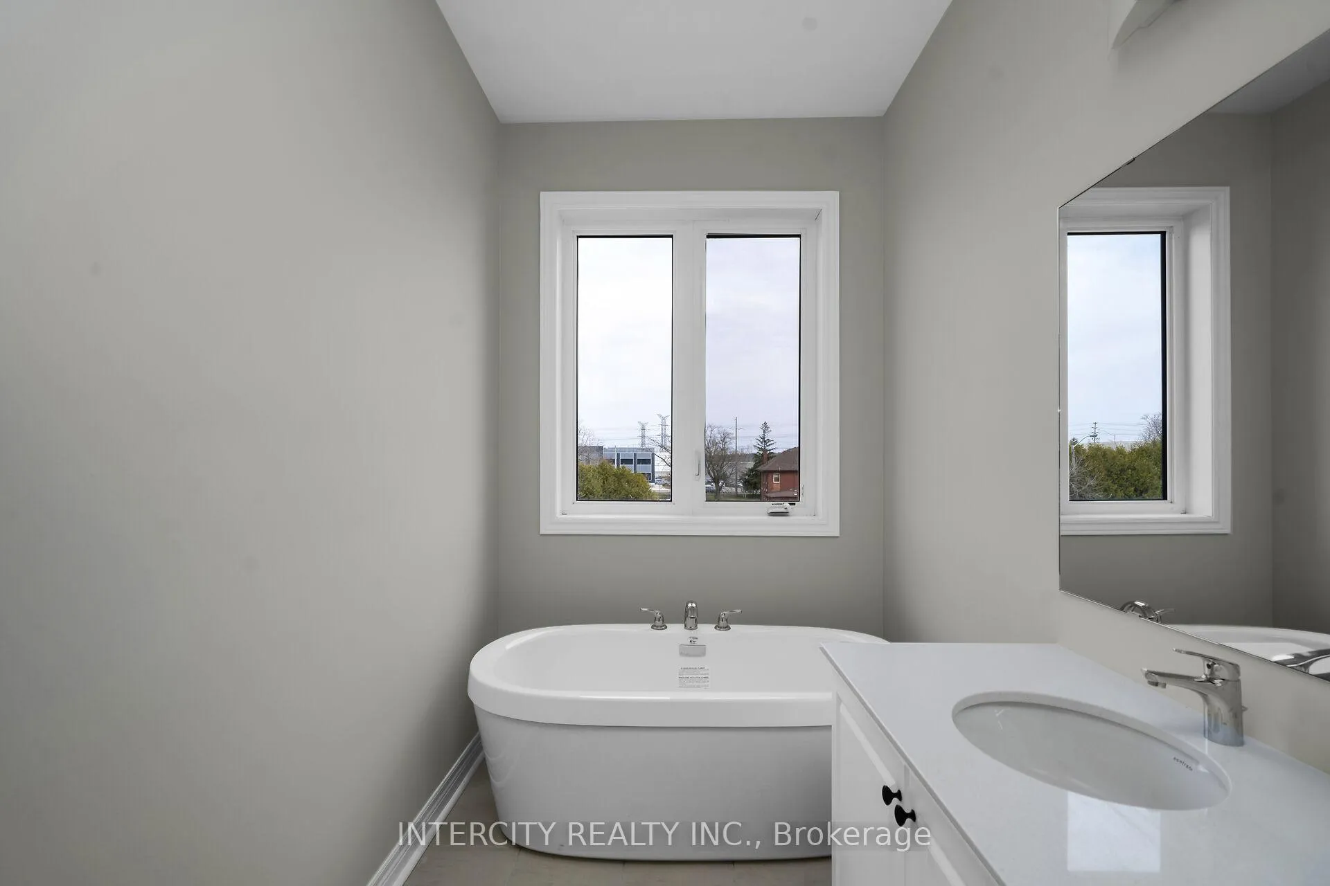 Photo 18 of 51 Johann Drive, Markham, Middlefield — HOMEH