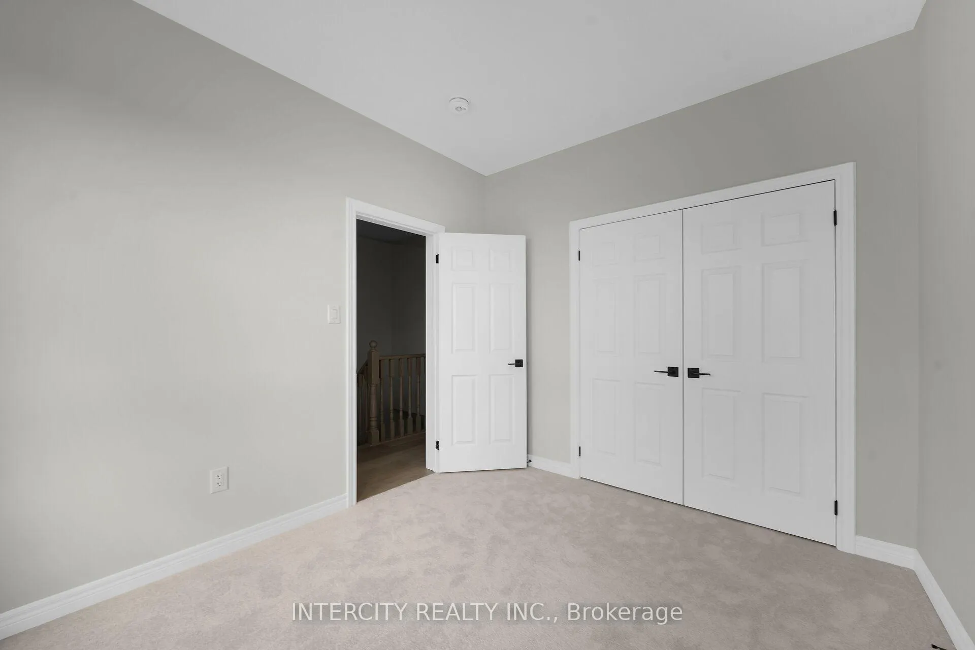 Photo 20 of 51 Johann Drive, Markham, Middlefield — HOMEH