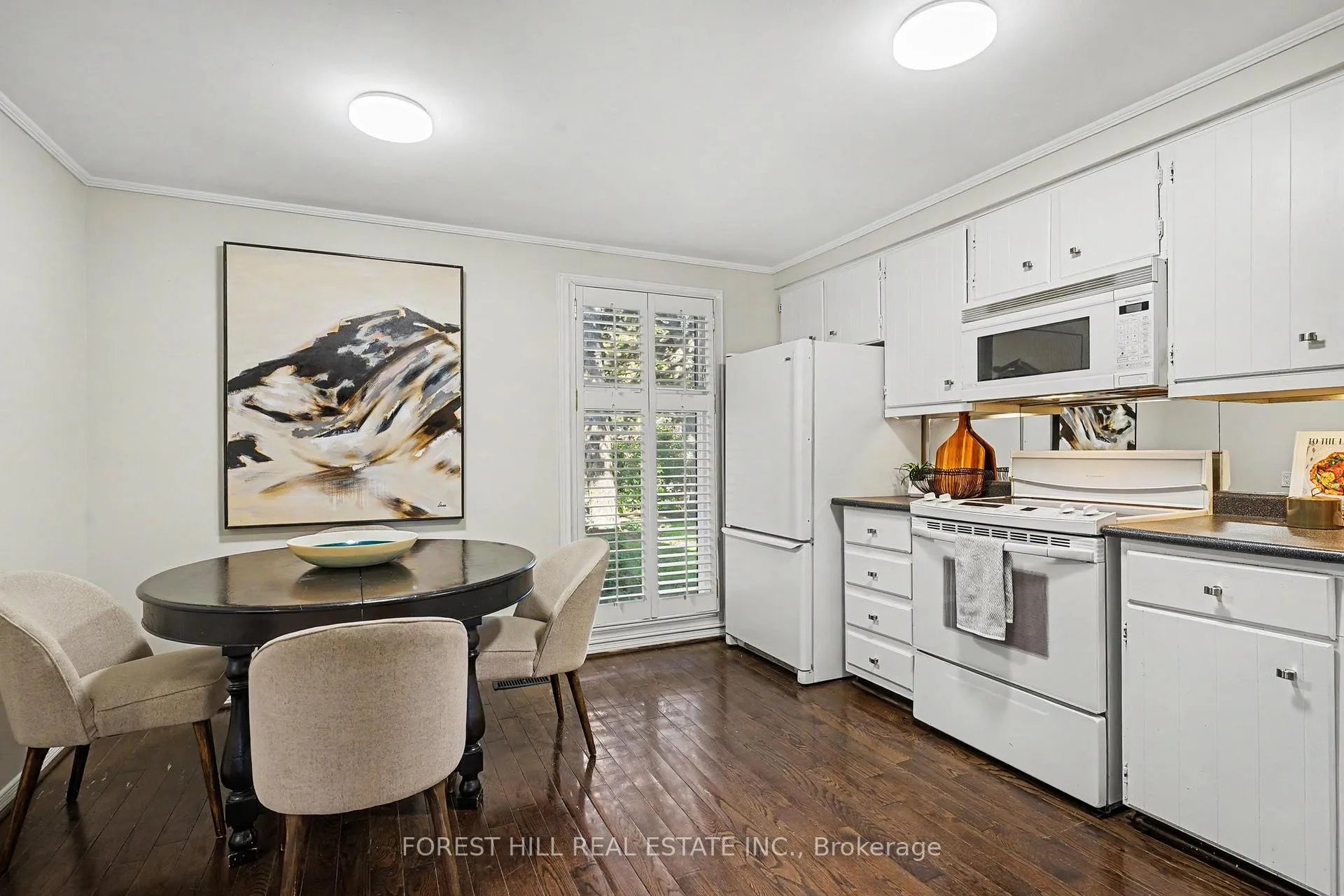 Photo 13 of 39 James Foxway, North York, Bayview Village — HOMEH