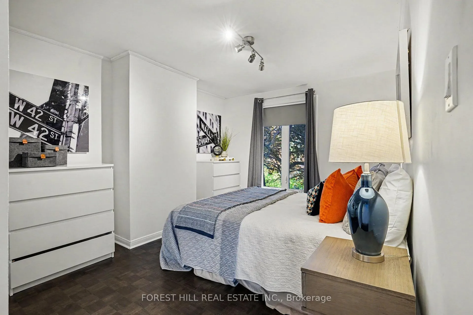 Photo 20 of 39 James Foxway, North York, Bayview Village — HOMEH