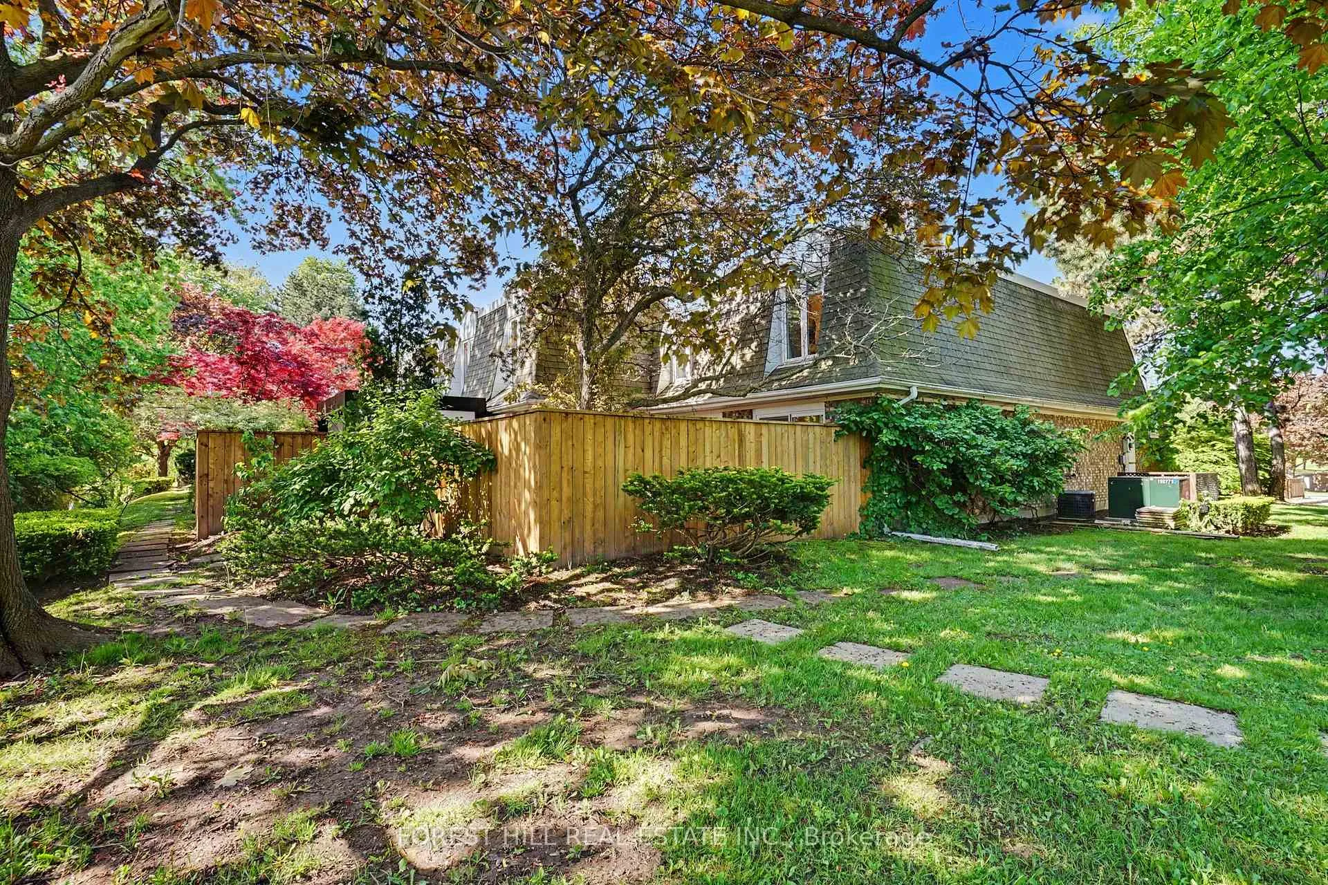 Photo 36 of 39 James Foxway, North York, Bayview Village — HOMEH