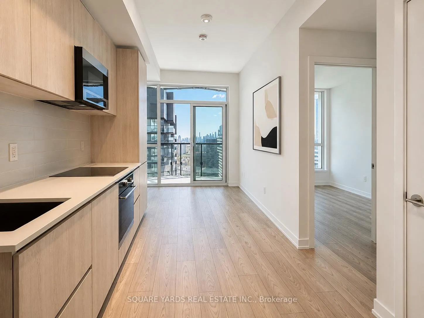Photo 3 of Unit LPH13, 110 Broadway Avenue, Toronto, Mount Pleasant West — HOMEH