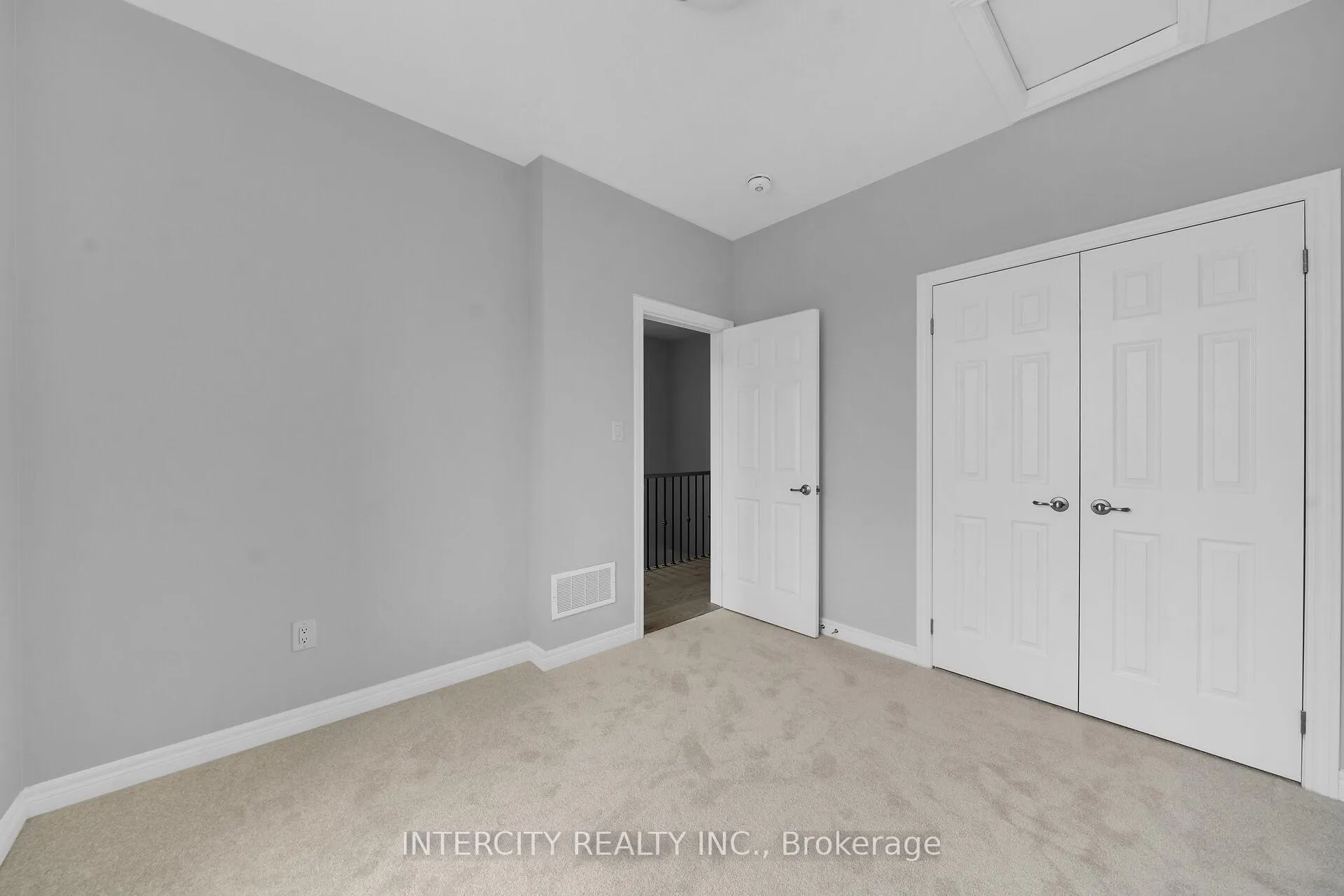 Photo 20 of 182 Mumbai Drive, Markham, Middlefield — HOMEH