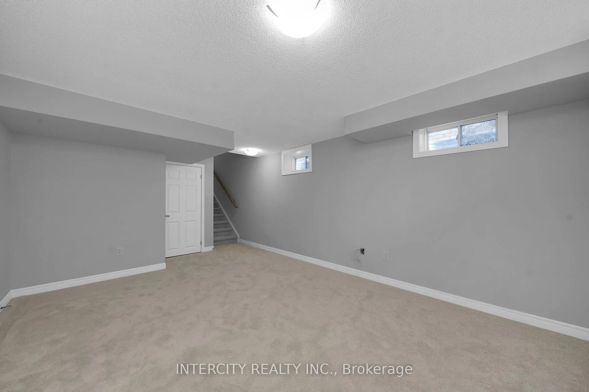 Photo 25 of 182 Mumbai Drive, Markham, Middlefield — HOMEH