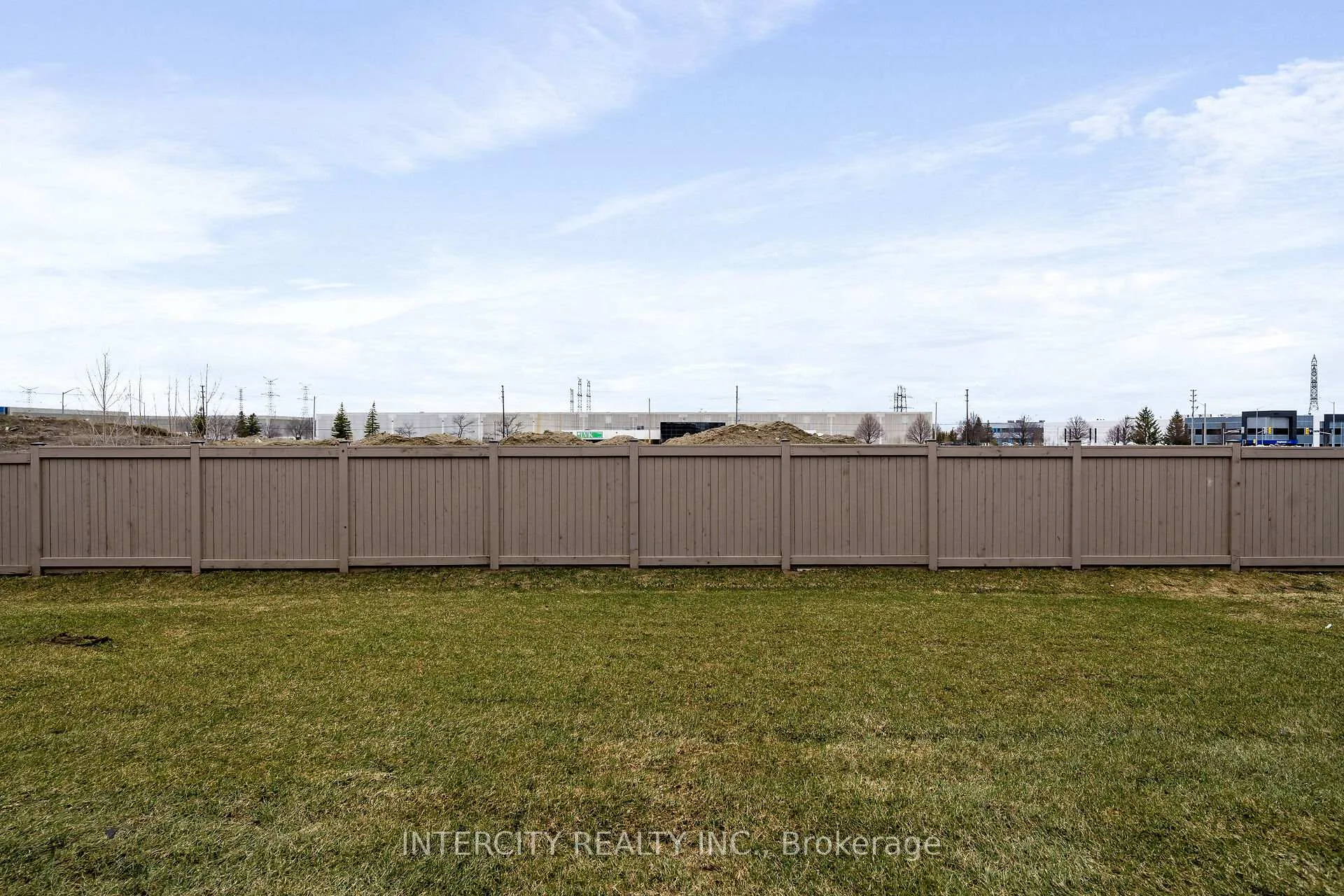Photo 27 of 162 Mumbai Drive, Markham, Middlefield — HOMEH