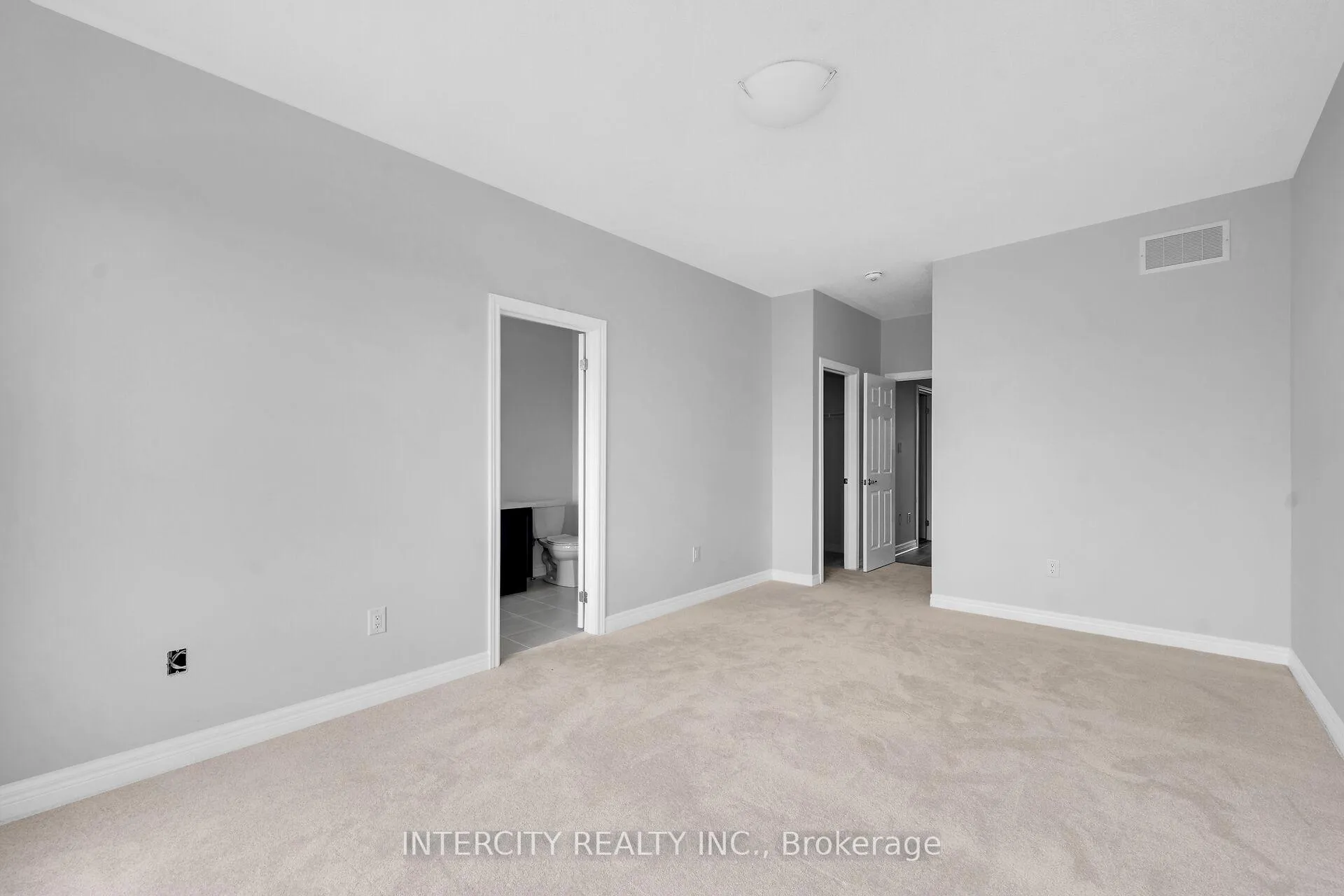 Photo 16 of 184 Mumbai Drive, Markham, Middlefield — HOMEH
