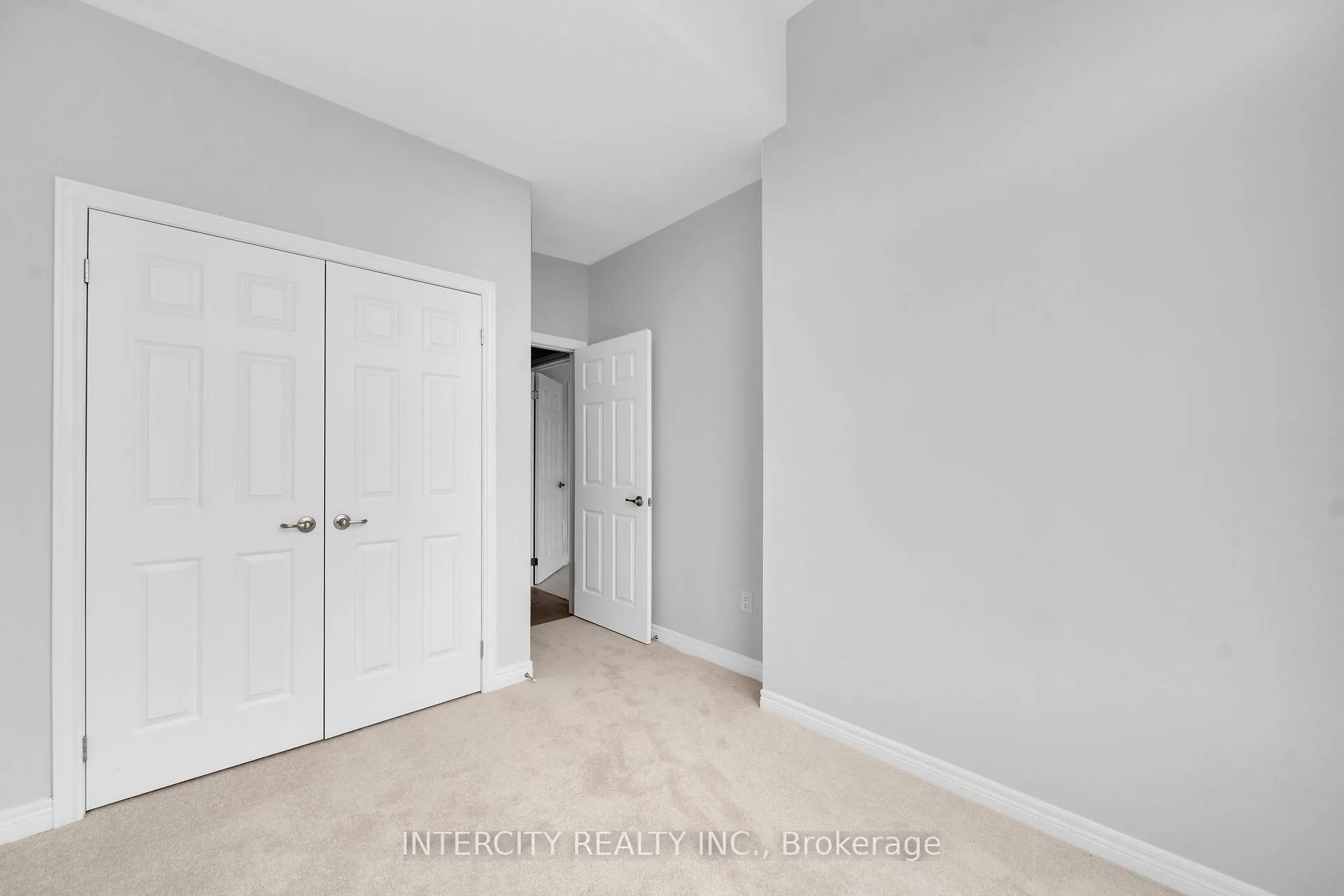Photo 22 of 184 Mumbai Drive, Markham, Middlefield — HOMEH