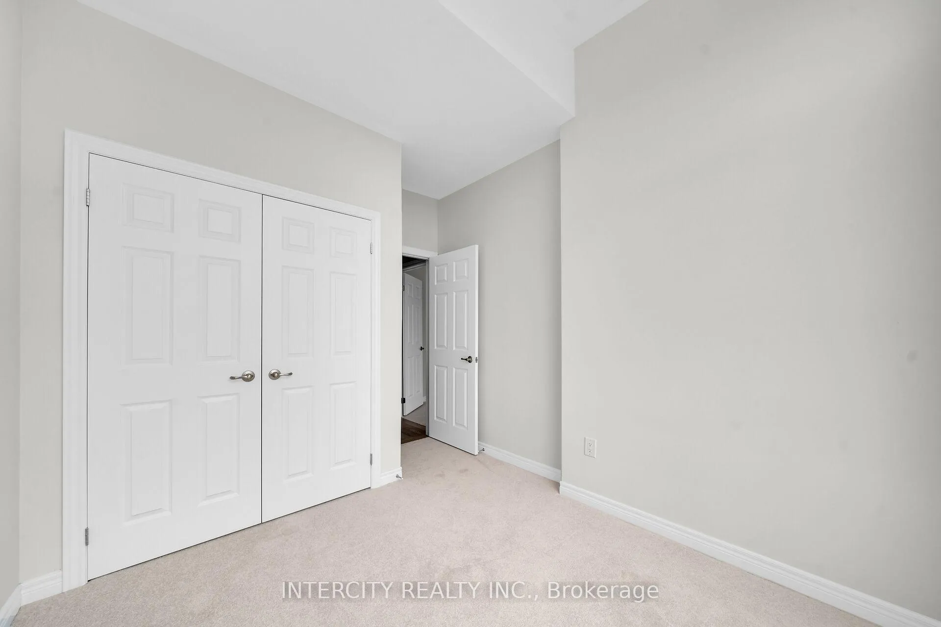 Photo 22 of 164 Mumbai Drive, Markham, Middlefield — HOMEH