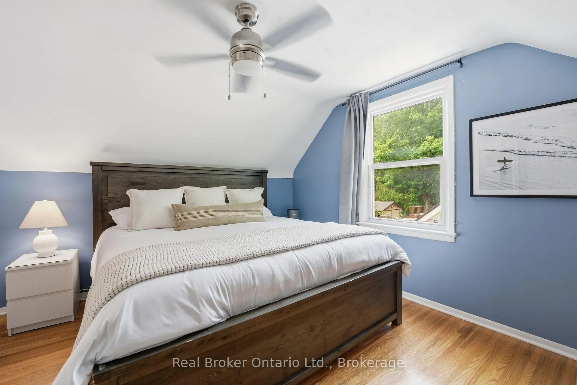 Photo 20 of 1 Janis Court, Hamilton, Dundas — HOMEH