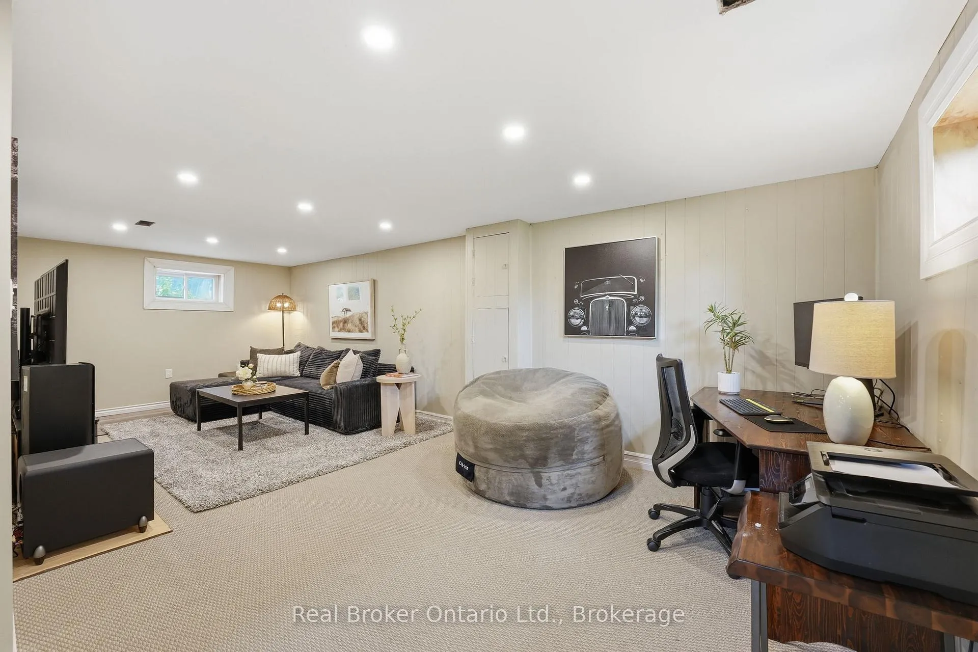 Photo 26 of 1 Janis Court, Hamilton, Dundas — HOMEH
