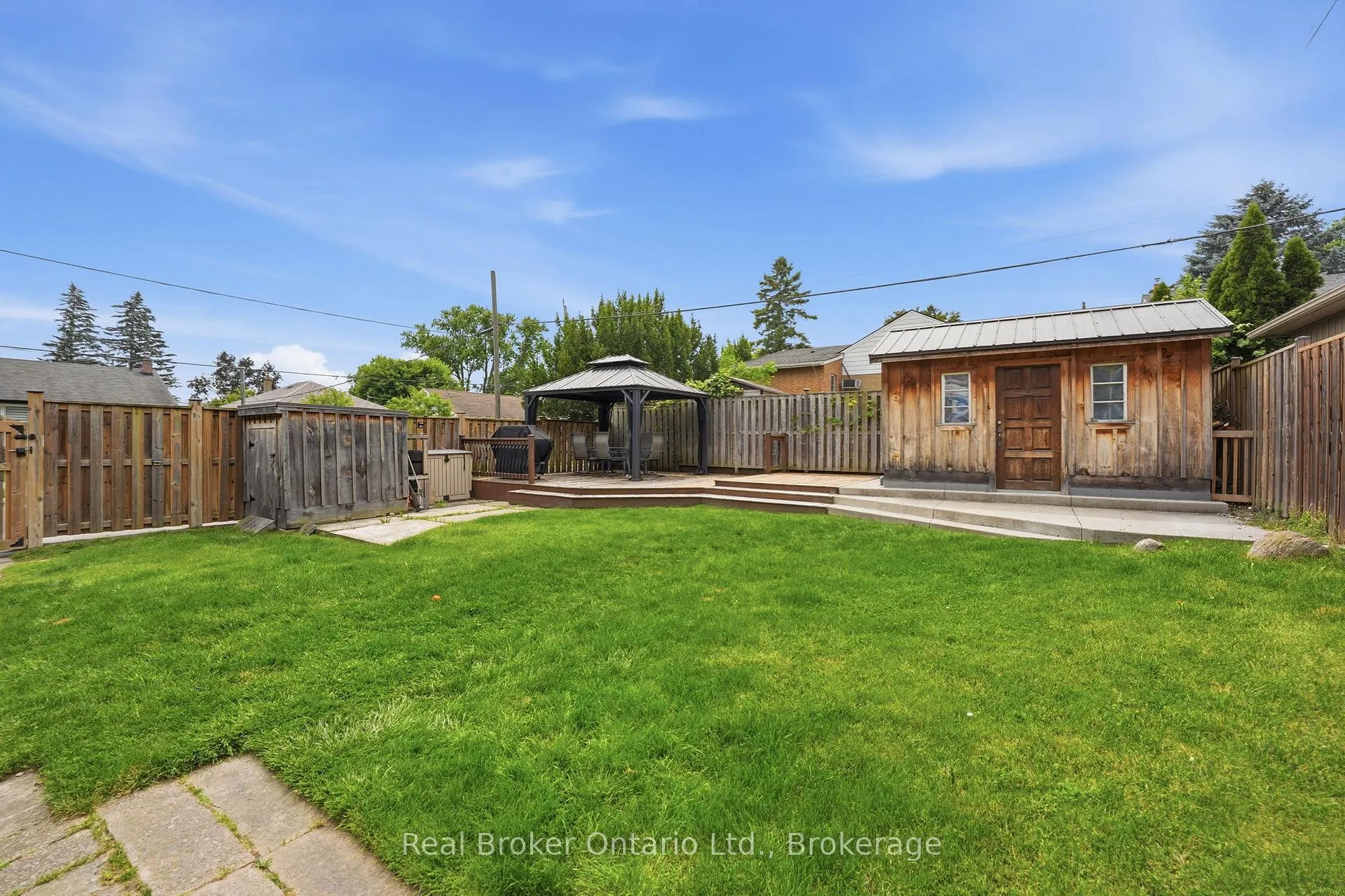 Photo 31 of 1 Janis Court, Hamilton, Dundas — HOMEH